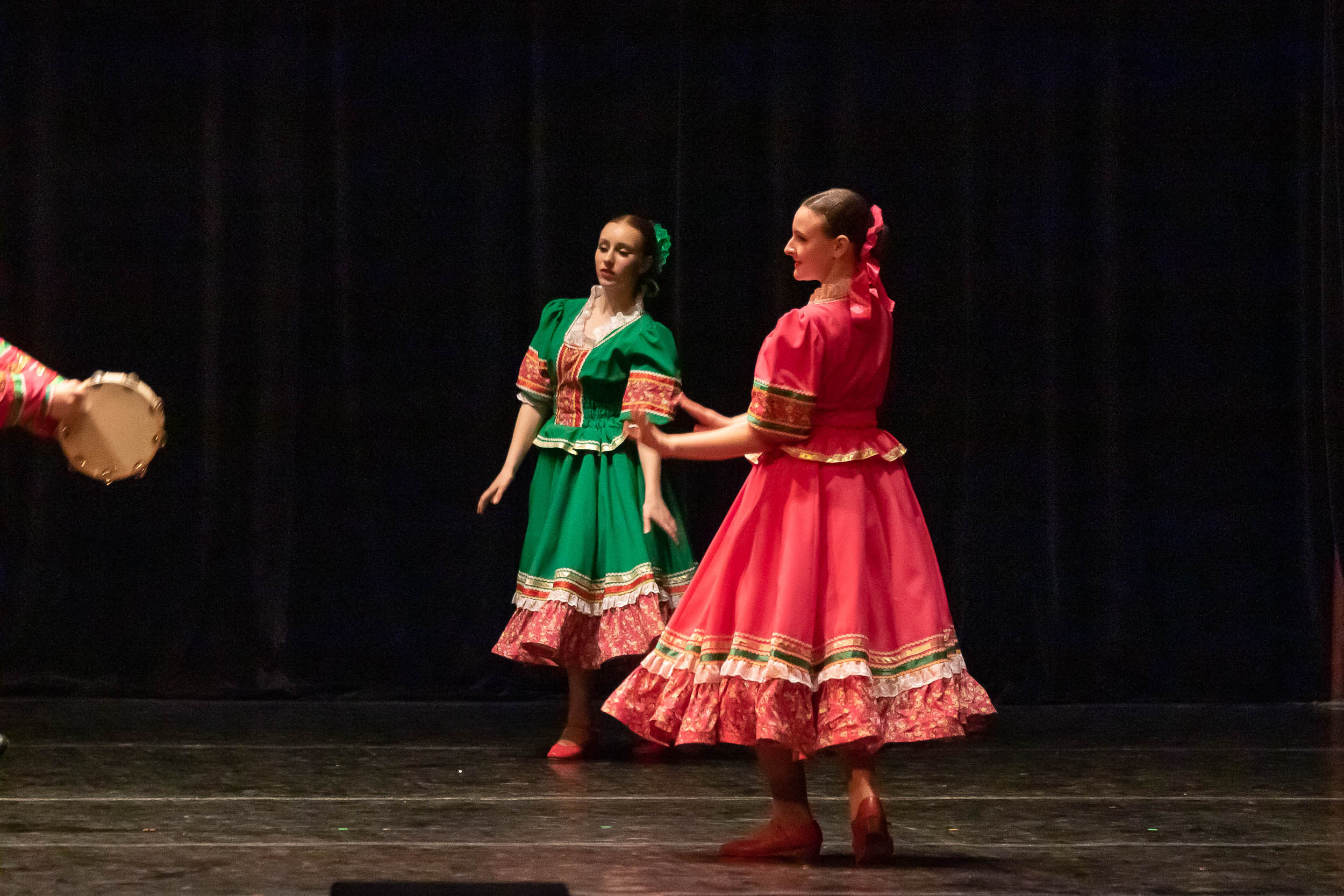 Отчетный концерт образцового хореографического ансамбля «СИРИН». Балетный фотограф в Москве Галина Молчанова