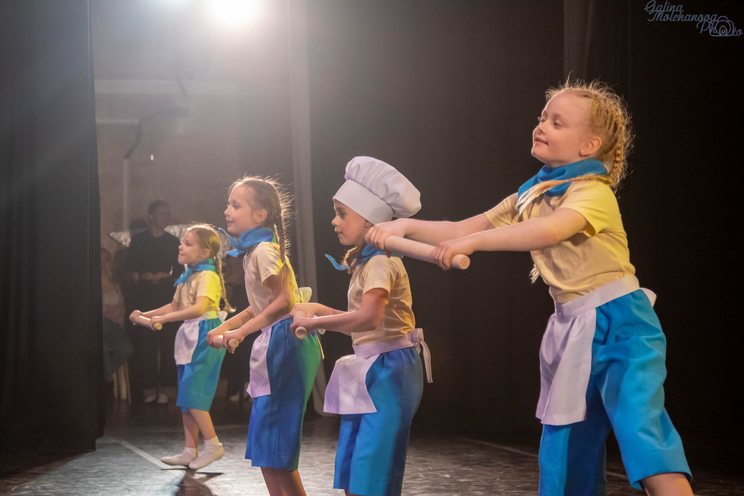 Отчетный концерт школы танца «КоМИКС». Балетный фотограф в Москве Галина Молчанова