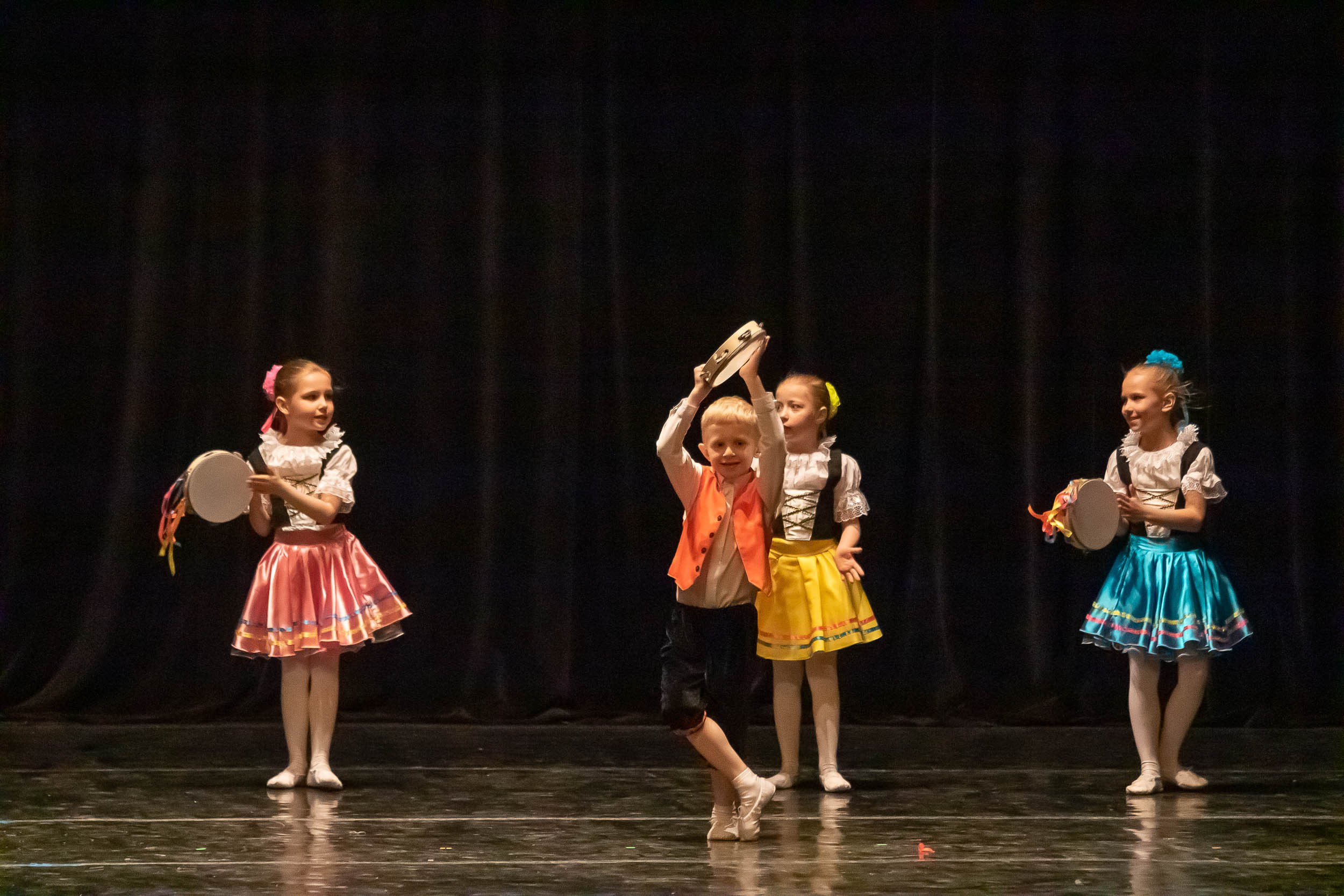 Отчетный концерт образцового хореографического ансамбля «СИРИН». Балетный фотограф в Москве Галина Молчанова