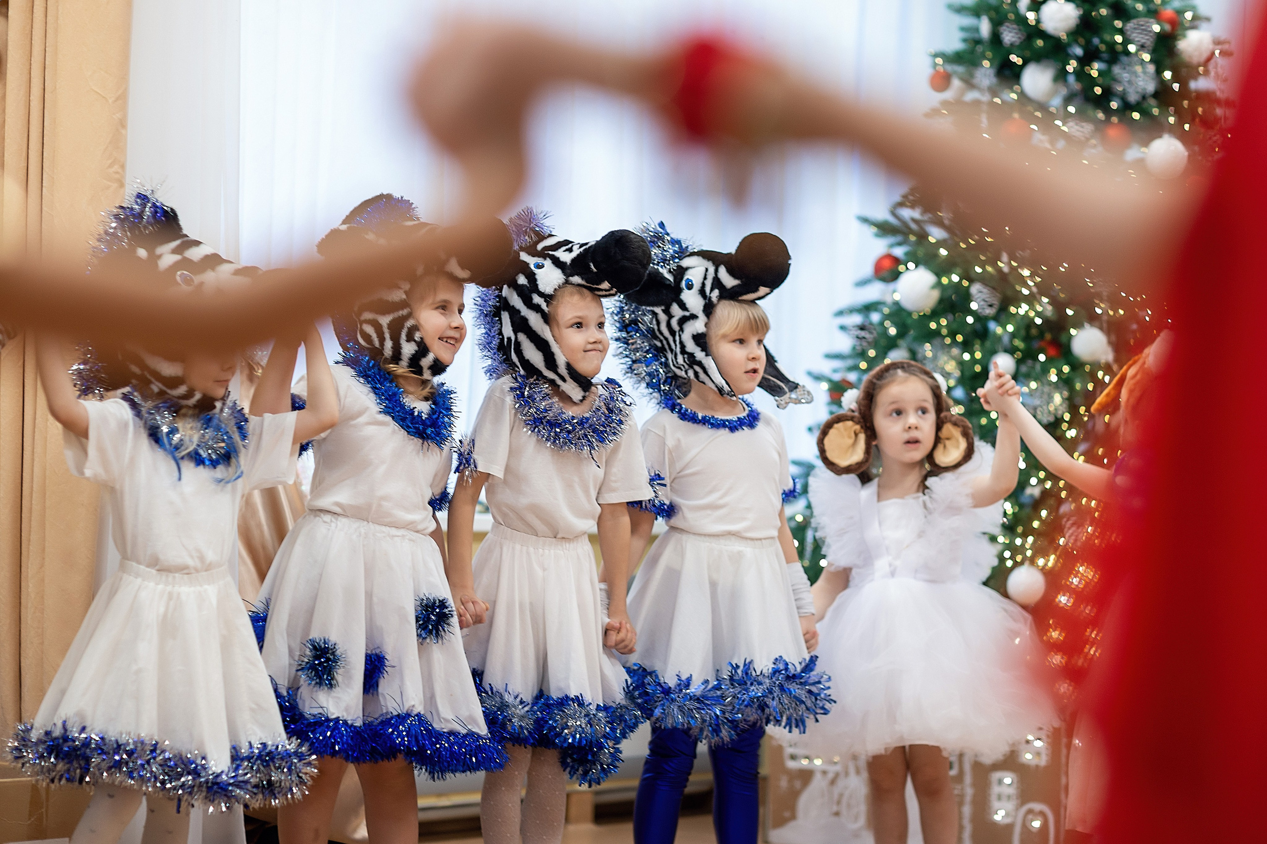 Утренник_"Веселый балаганчик» 2024. Семейный фотограф в Санкт-Петербурге