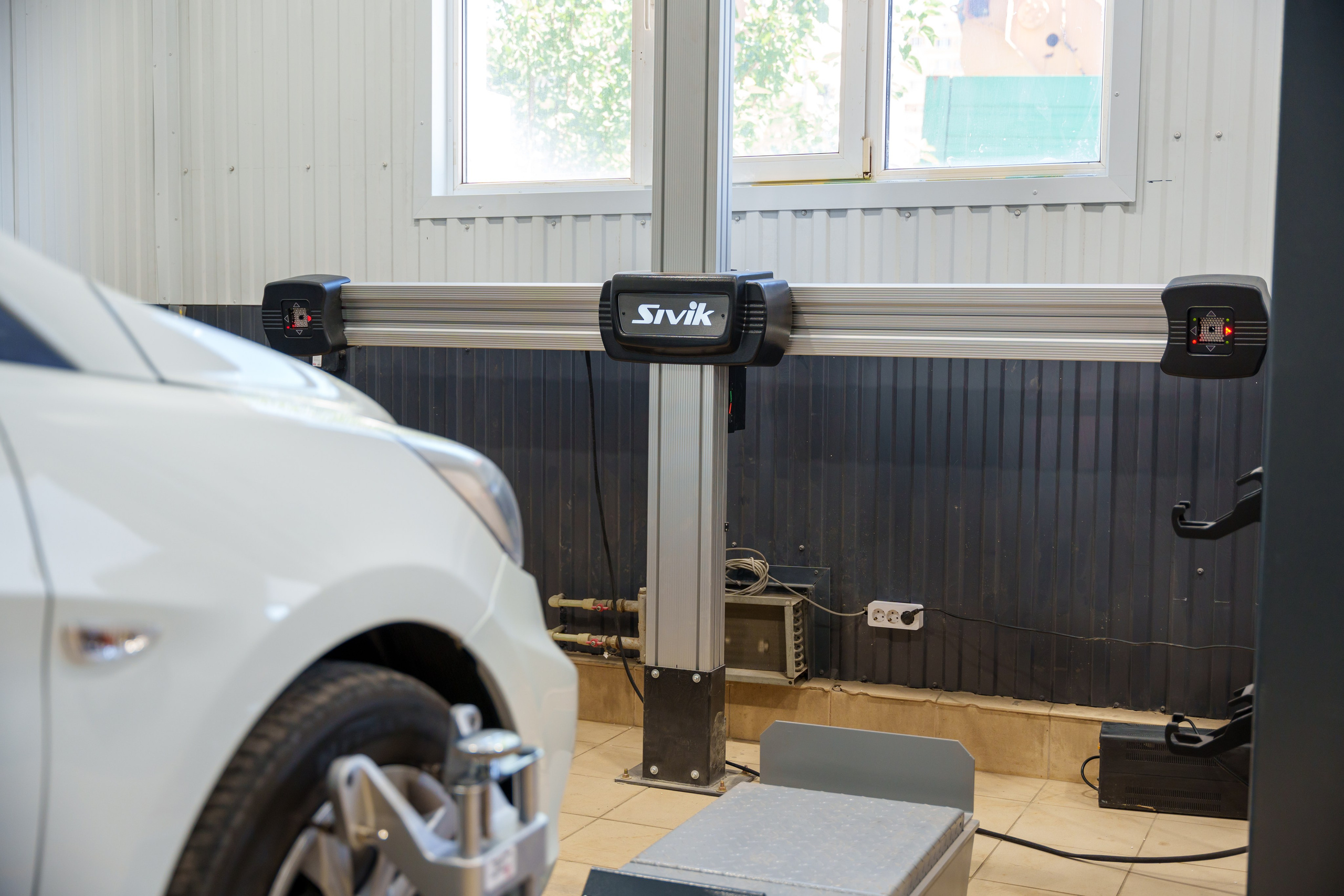 Интерьерная фотосъемка автосервиса Fit Service в Краснодаре — Профессиональная фотосъемка интерьера техцентра в Краснодаресеть СТО. Шедевры для Вас! Фотограф и Видеограф в Краснодаре Пахиев Руслан