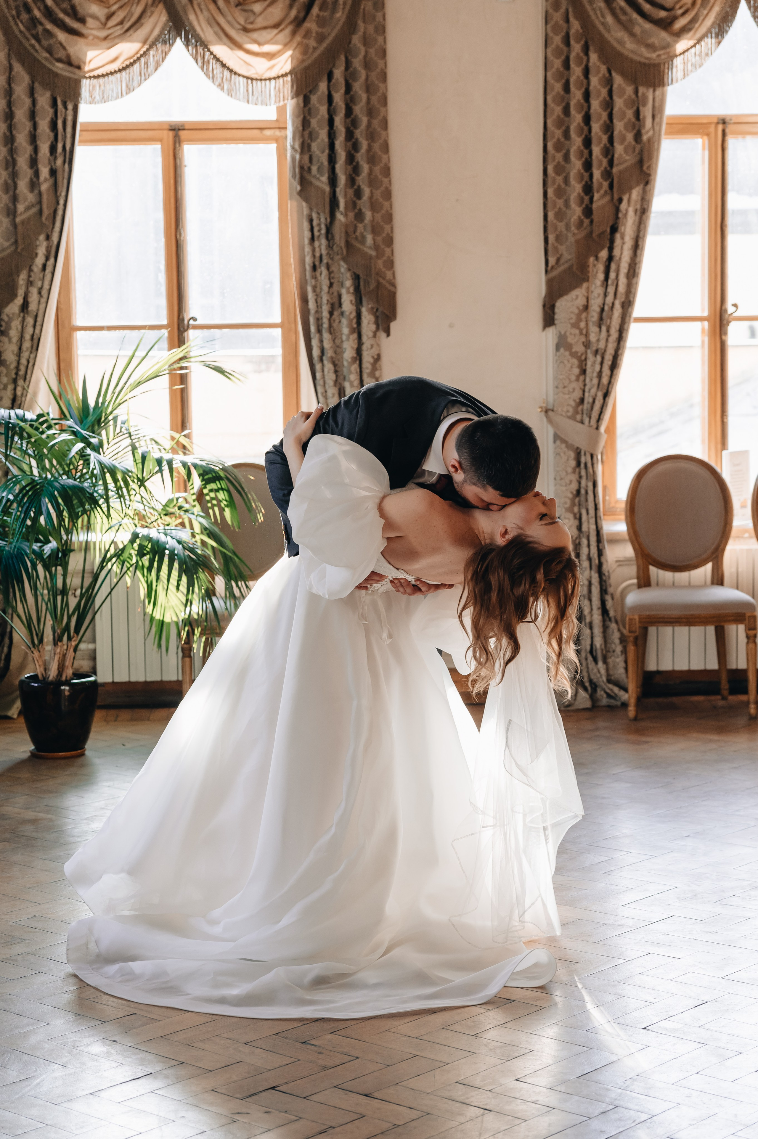 Свадебная фотосессия в библиотеке им. Пушкина. Портретный фотограф Москва Светлана Кашура