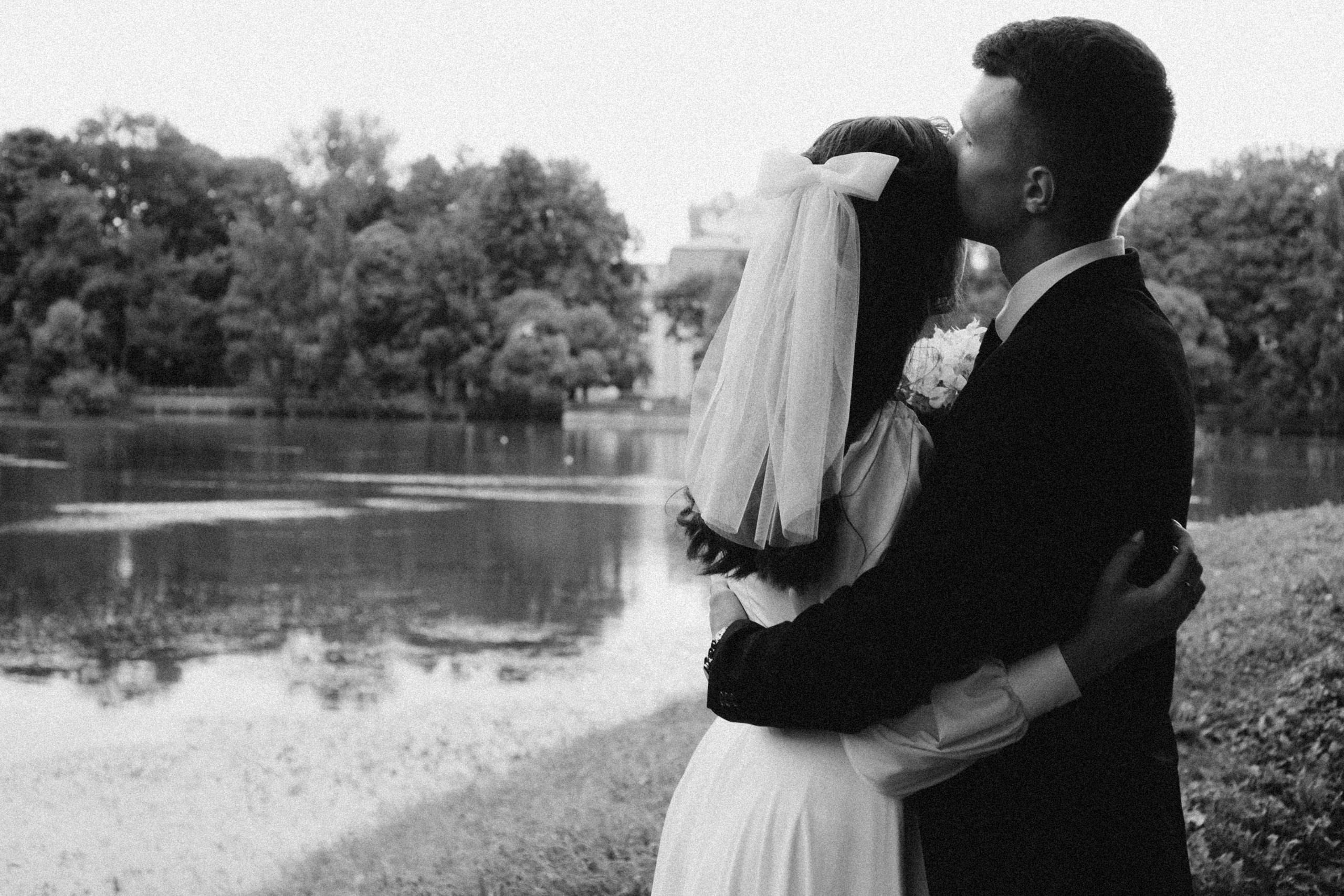 СВАДЕБНАЯ СЬЕМКА В ТАВРИЧЕСКОМ САДУ И ПРОГУЛКА ПО ЧЕРНЫШЕВСКОЙ. Профессиональный фотограф, Санкт-Петербург — Виктория Богомолова