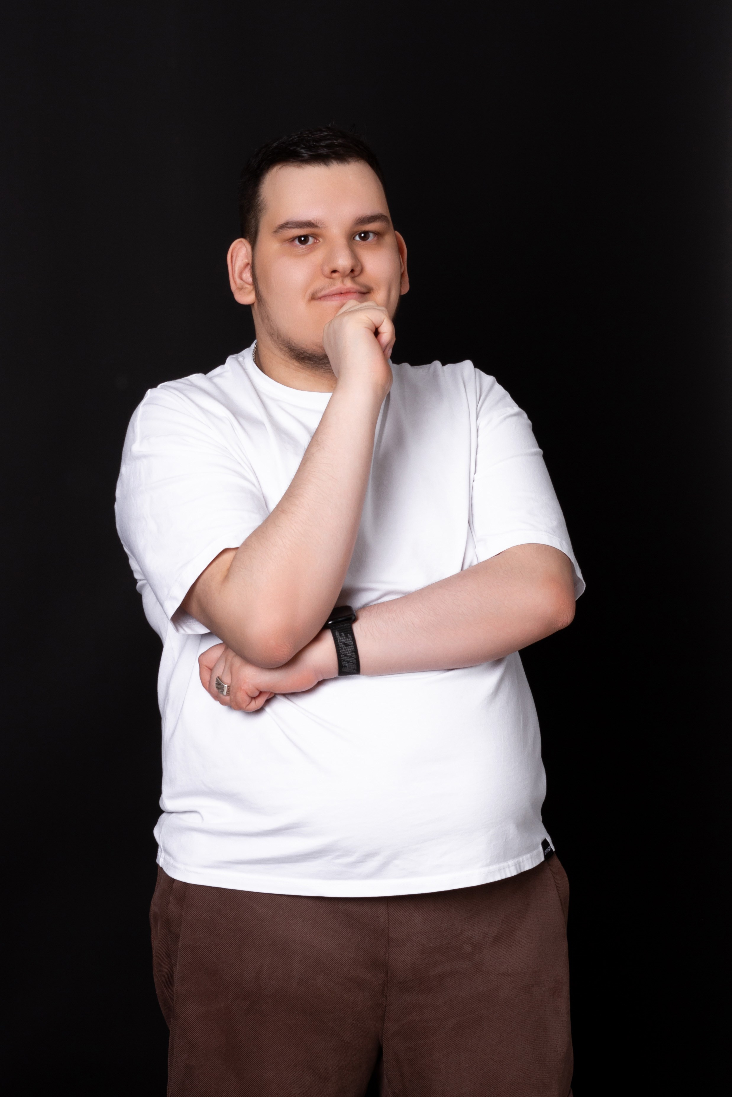 Индивидуальные и творческие мужские. Ваш фотограф Анна, фотосалон «В Кадре» Велиж