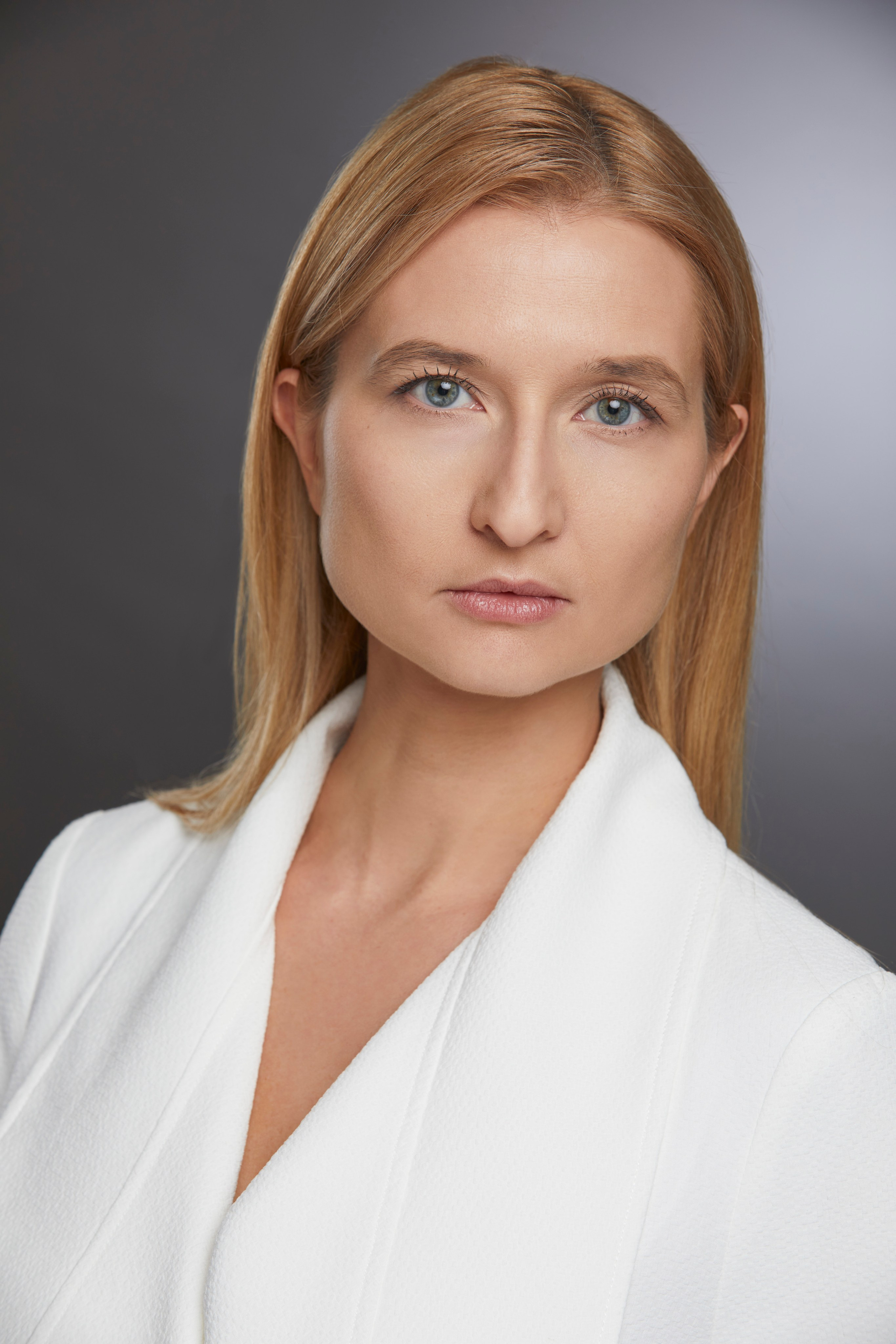 Портреты Эльвира. Главная