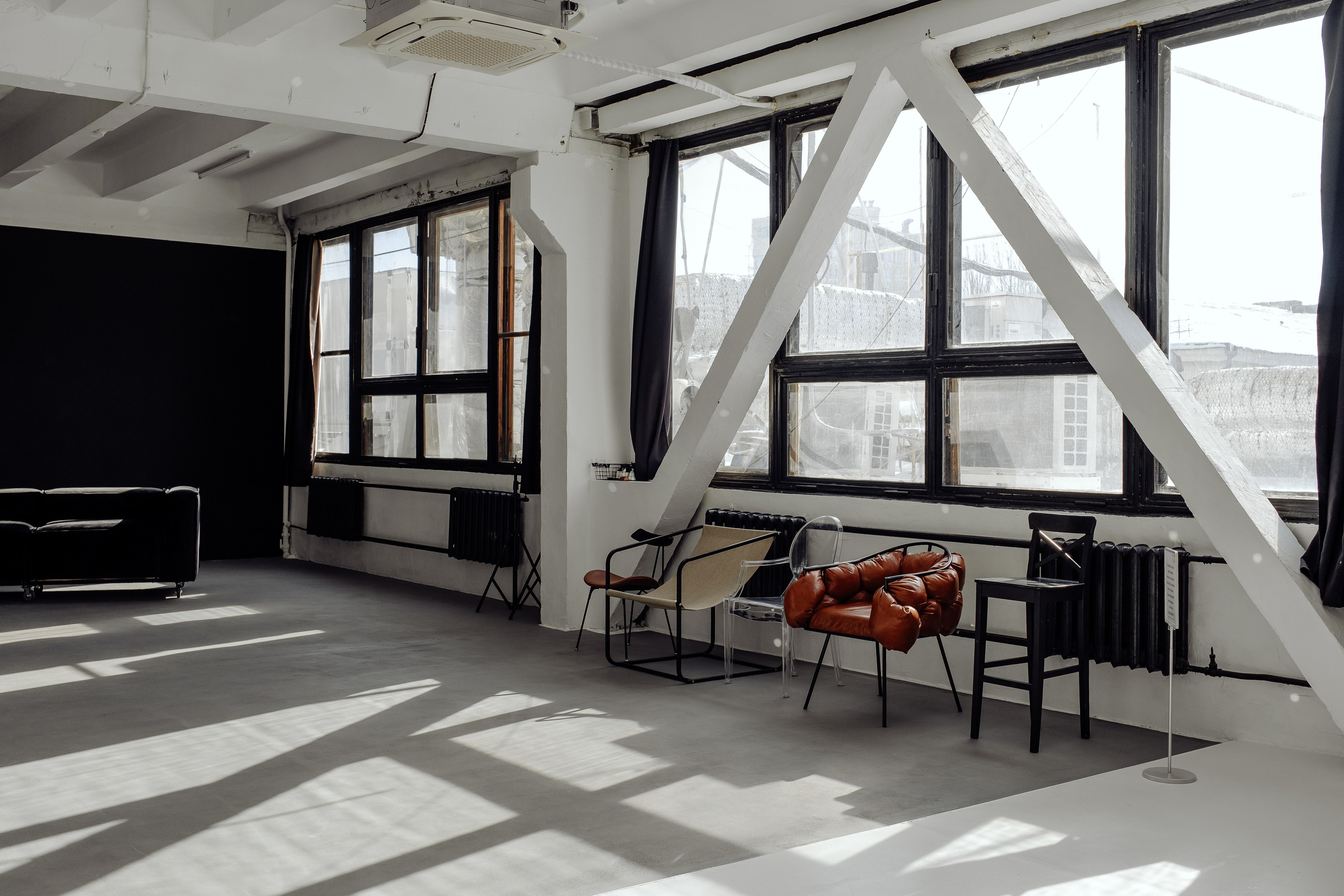 Фотостудия ISO Зал S130 Волжская 28 Саратов