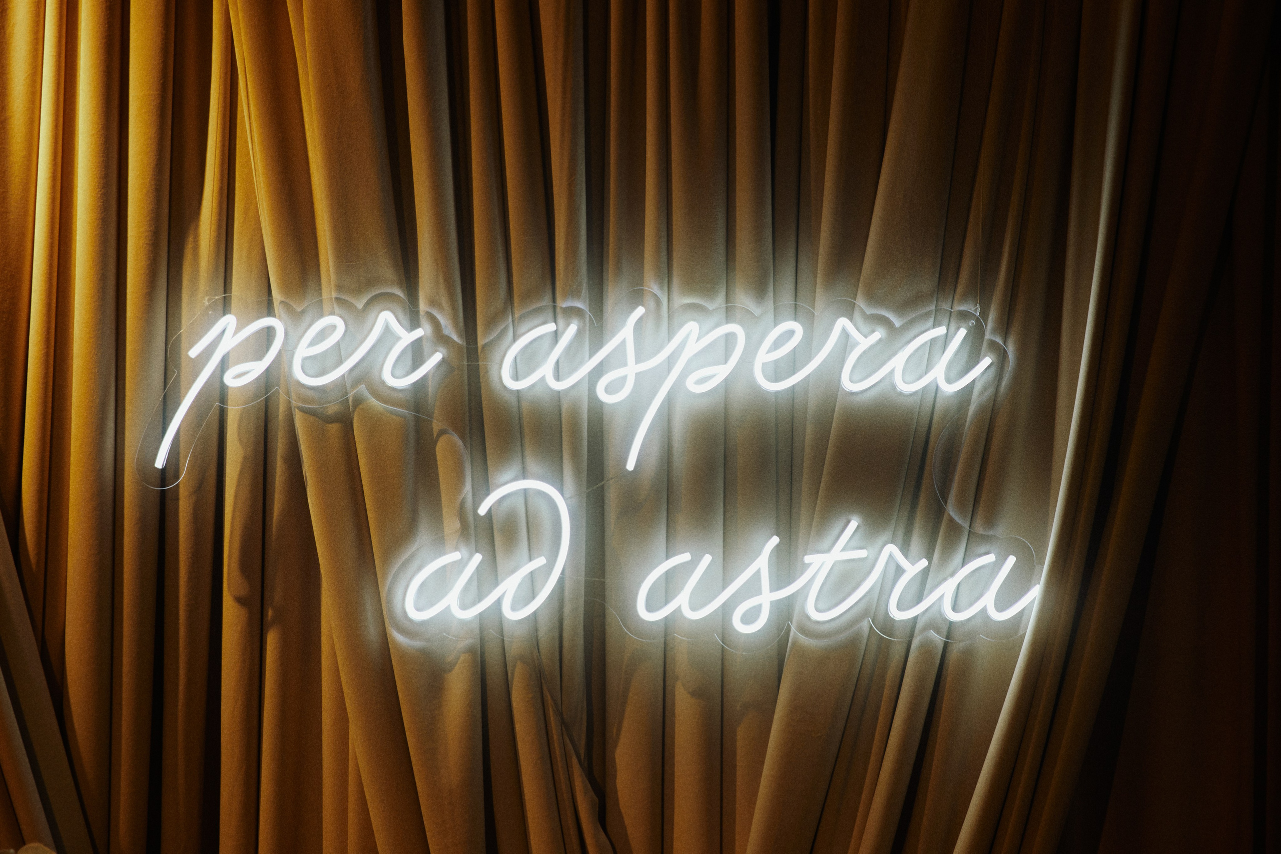 GRADUATION NIGHT. Дмитрий Мазуркевич: Профессиональный Репортажный Фотограф