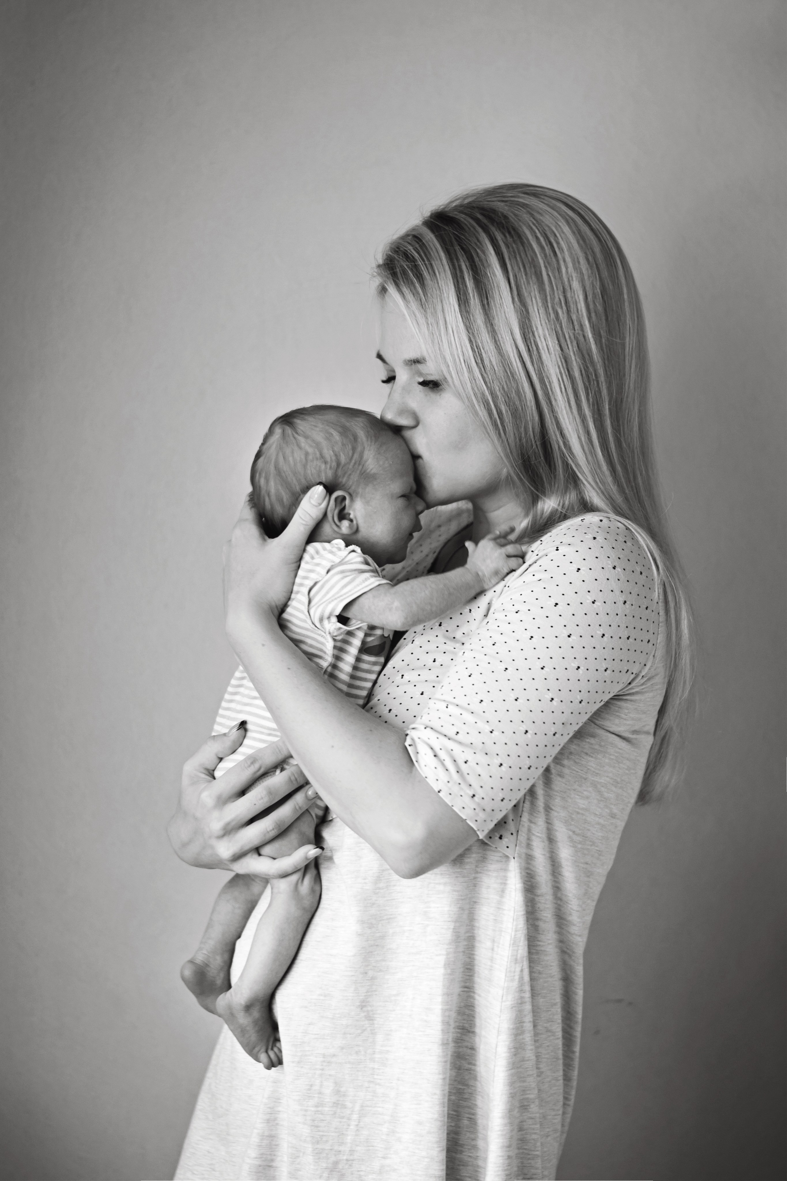 Фотосессия новорожденных Newborn в Сыктывкаре. Фотограф новорождённых детский фотограф Сыктывкар Наталья Линдт