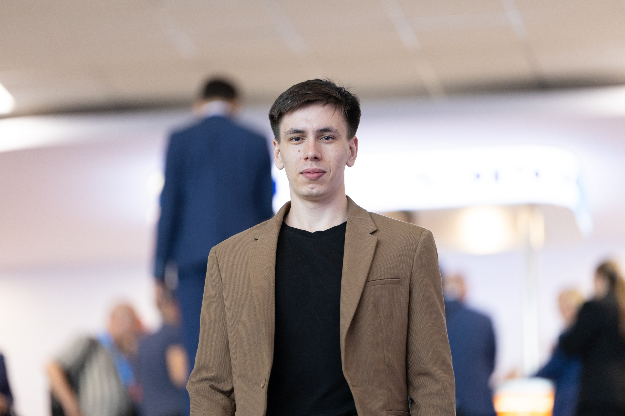 ВЭФ 2025. Олег Катакинов| Репортажный фотограф в городе у моря (Владивосток)