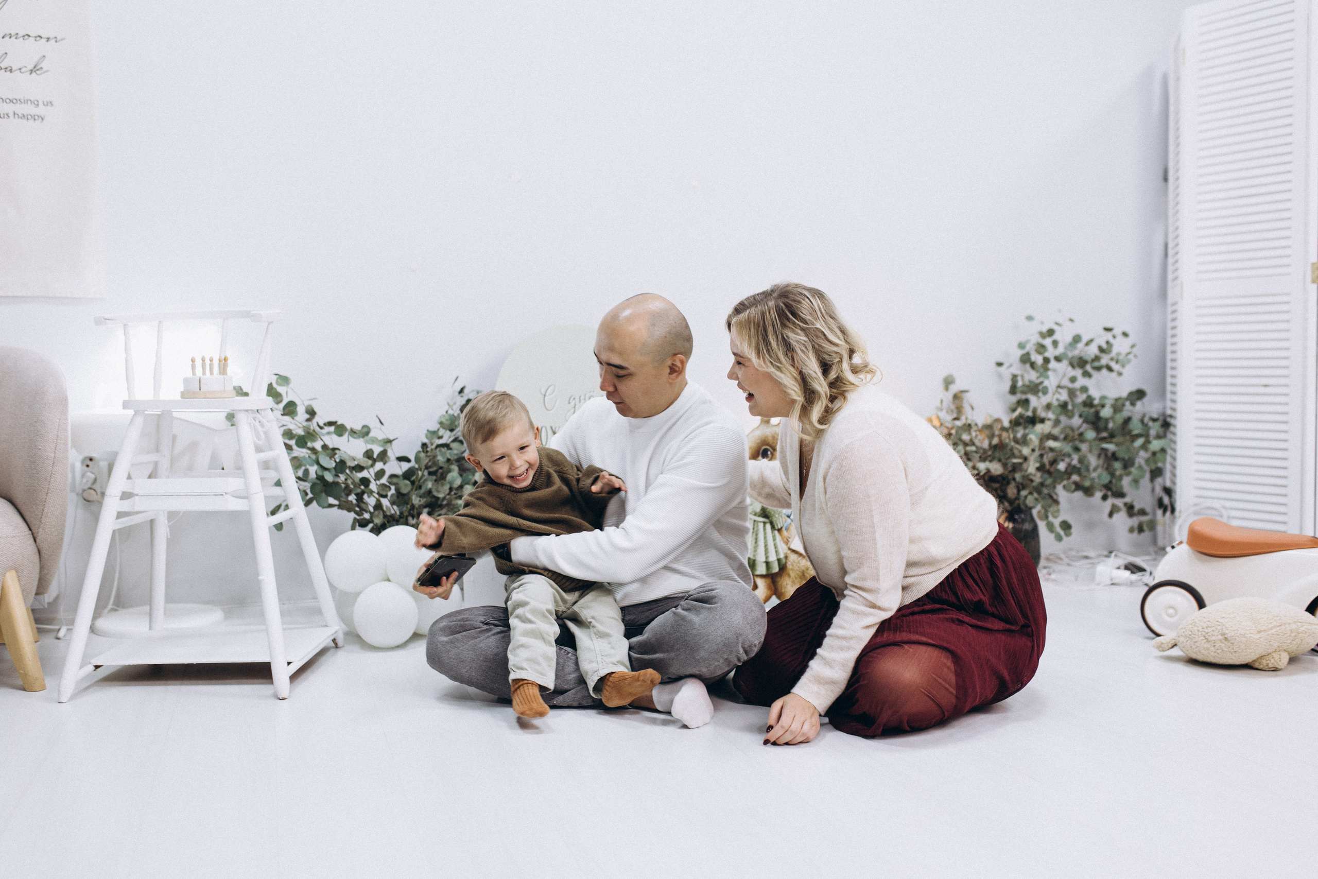 Семейные истории. Свадебный и семейный фотограф в Алматы Laura Dosmann