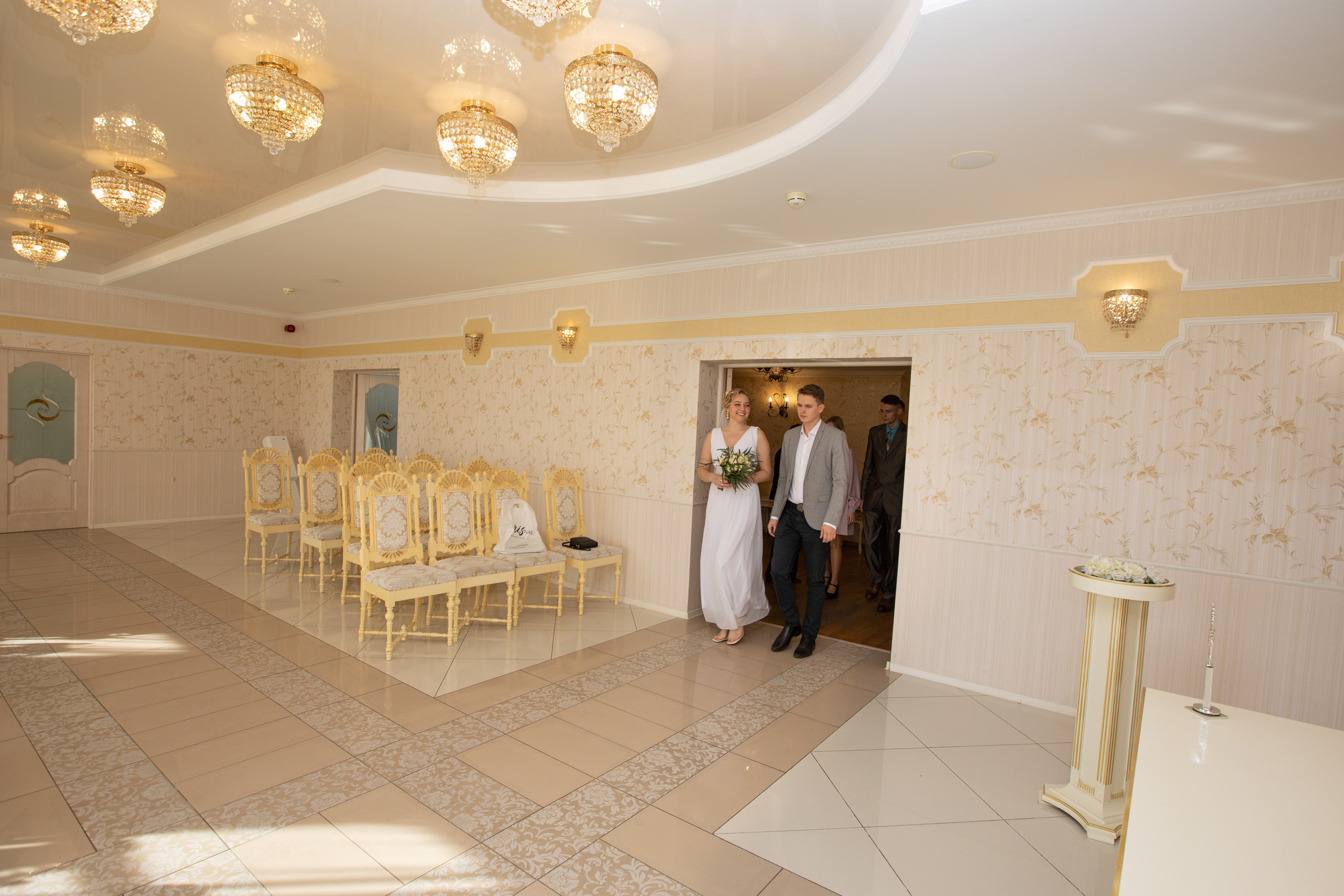 Соня и Влад. Свадьба в Сестрорецке, прогулка по Финскому заливу. Свадебный и семейный фотограф в Санкт-Петербурге и Сестрорецке