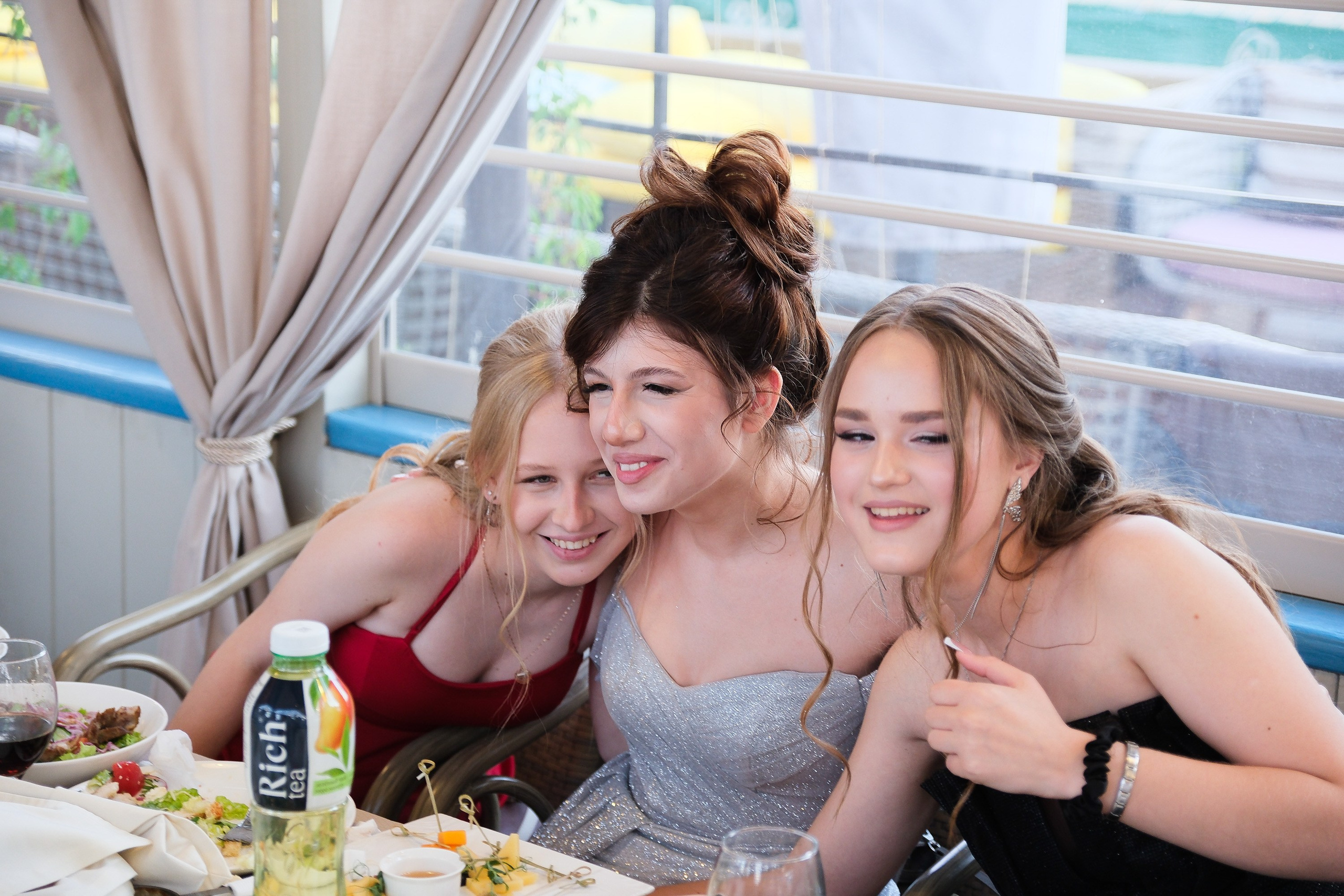 9 Класс Выпускной. Фотограф Анатолий Деникин