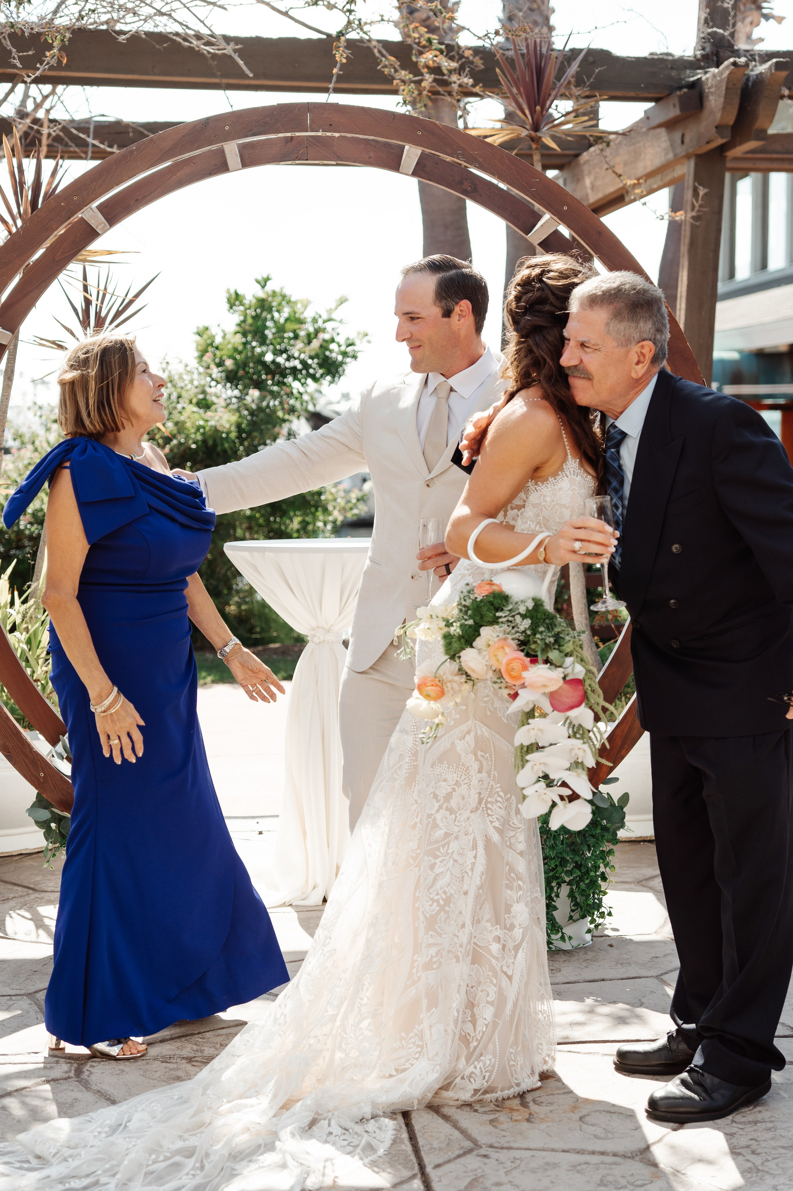 2025-08-16_BryanAmber. Ретушер Зенькевич Света