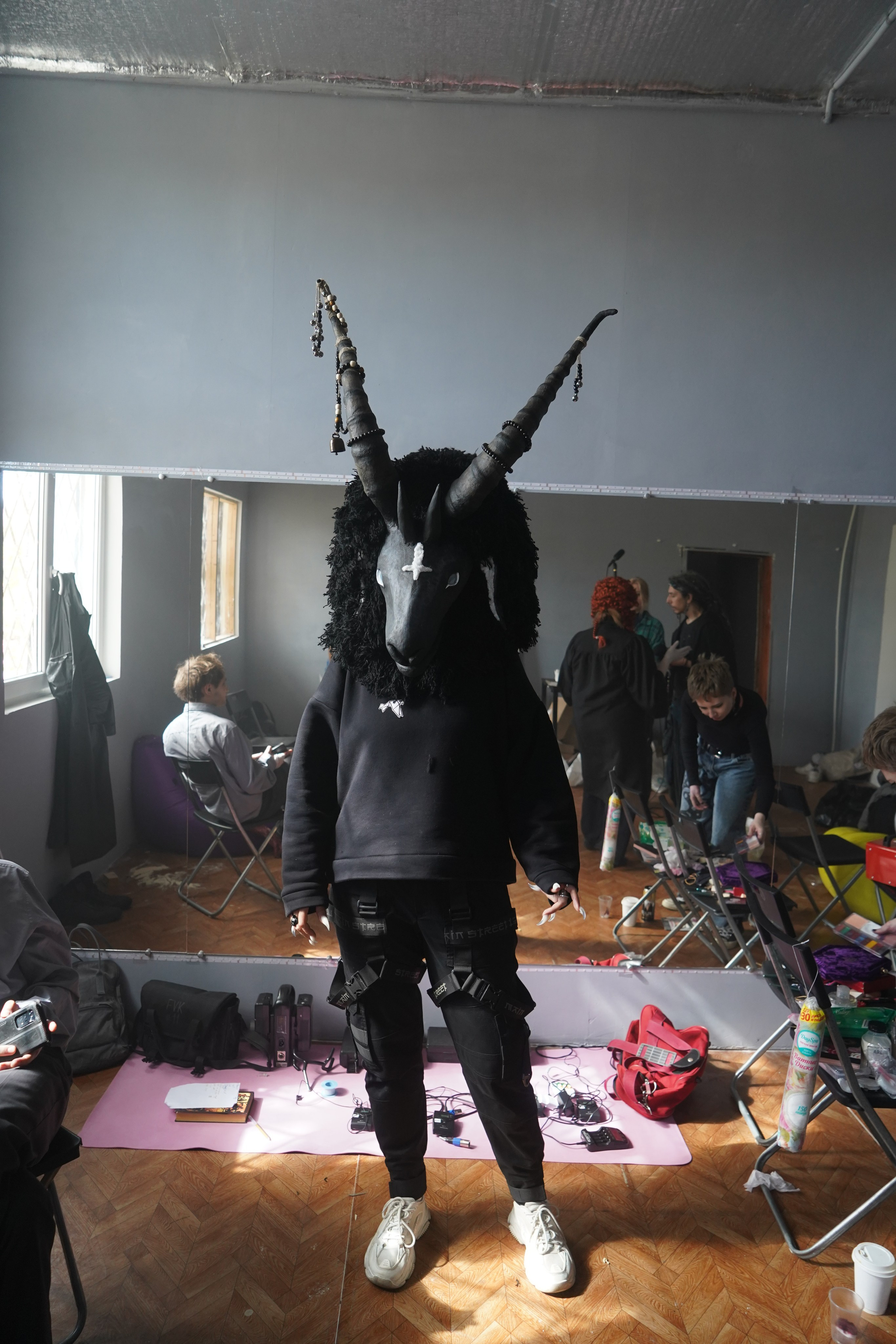 К/м Экзистенциальные ножницы (реж. Н.Григорьева). Главная