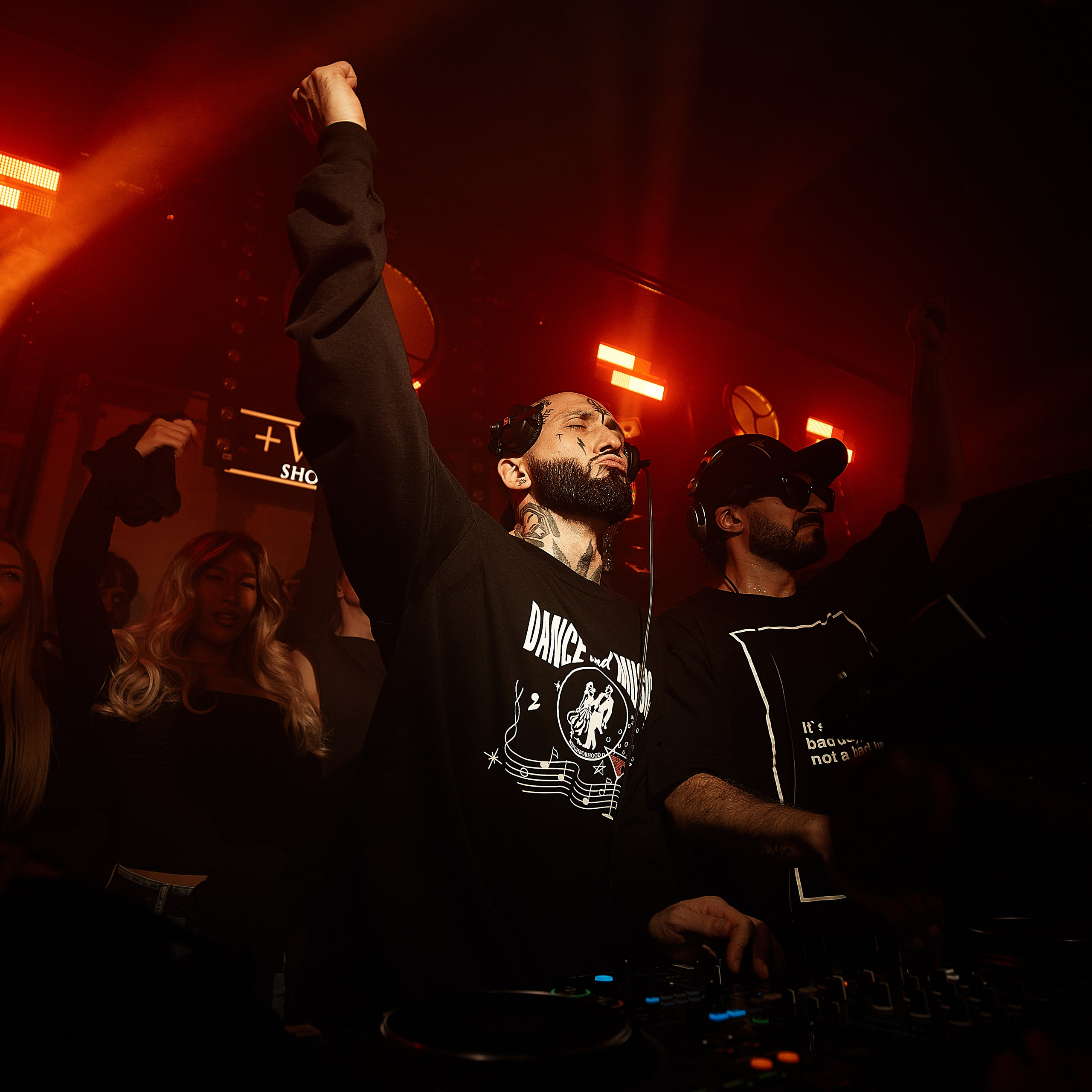 PLUS VIBE Party. Репортажный фотограф в Москве Дмитрий Масленников