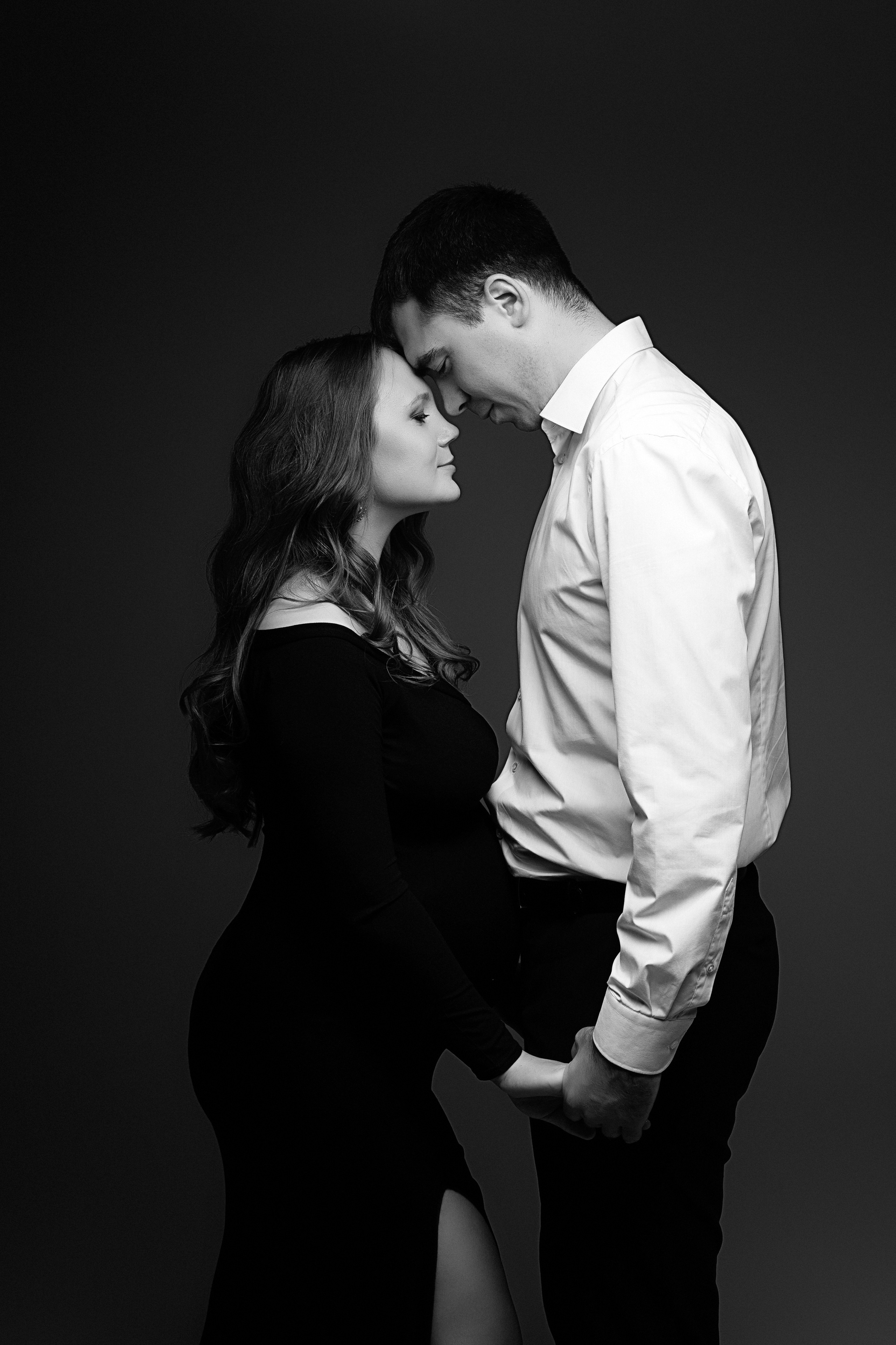 Беременность. Студийная съёмка. Фотограф беременности в Омске Татьяна Медведева