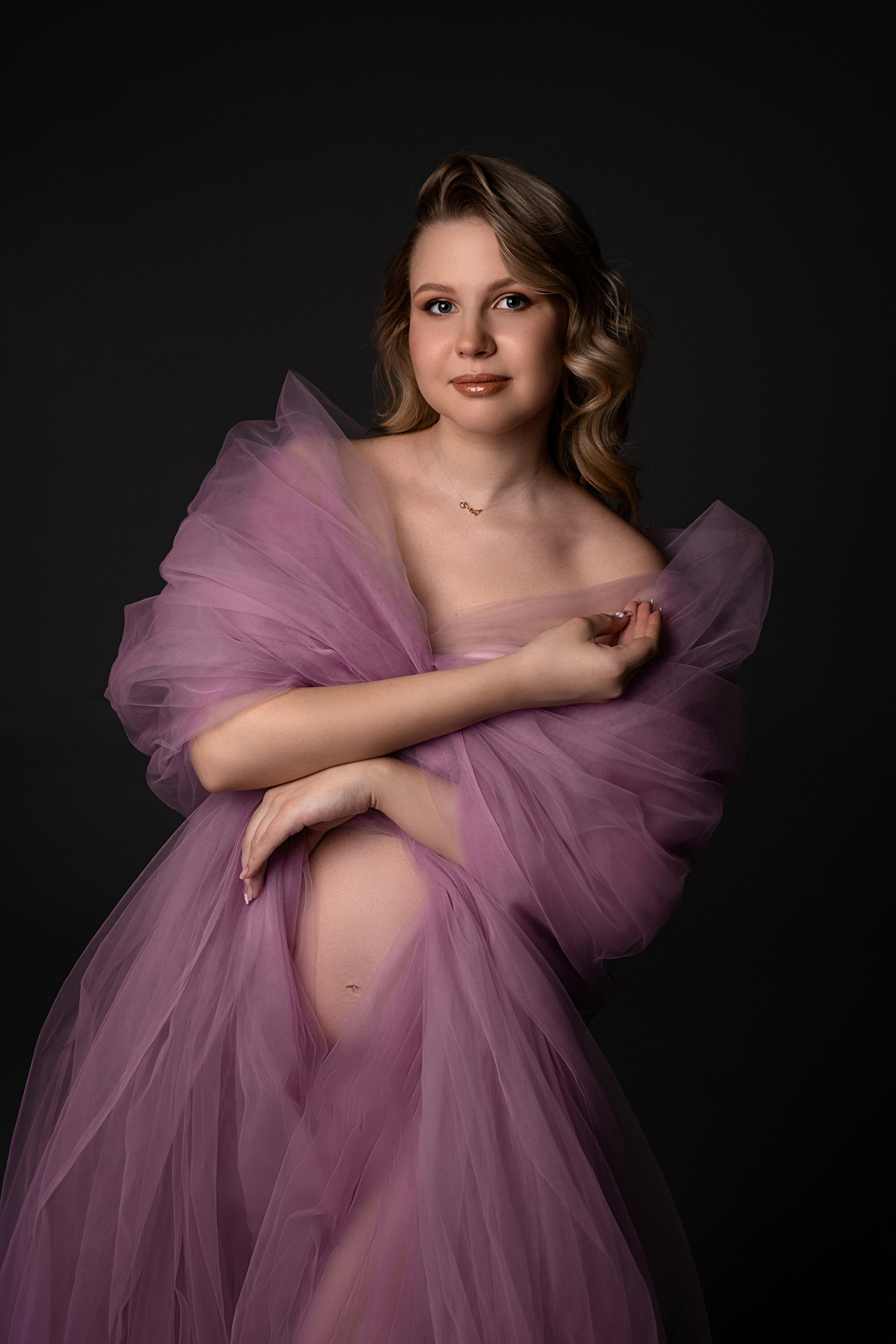 Беременность. Студийная съёмка. Фотограф беременности в Омске Татьяна Медведева