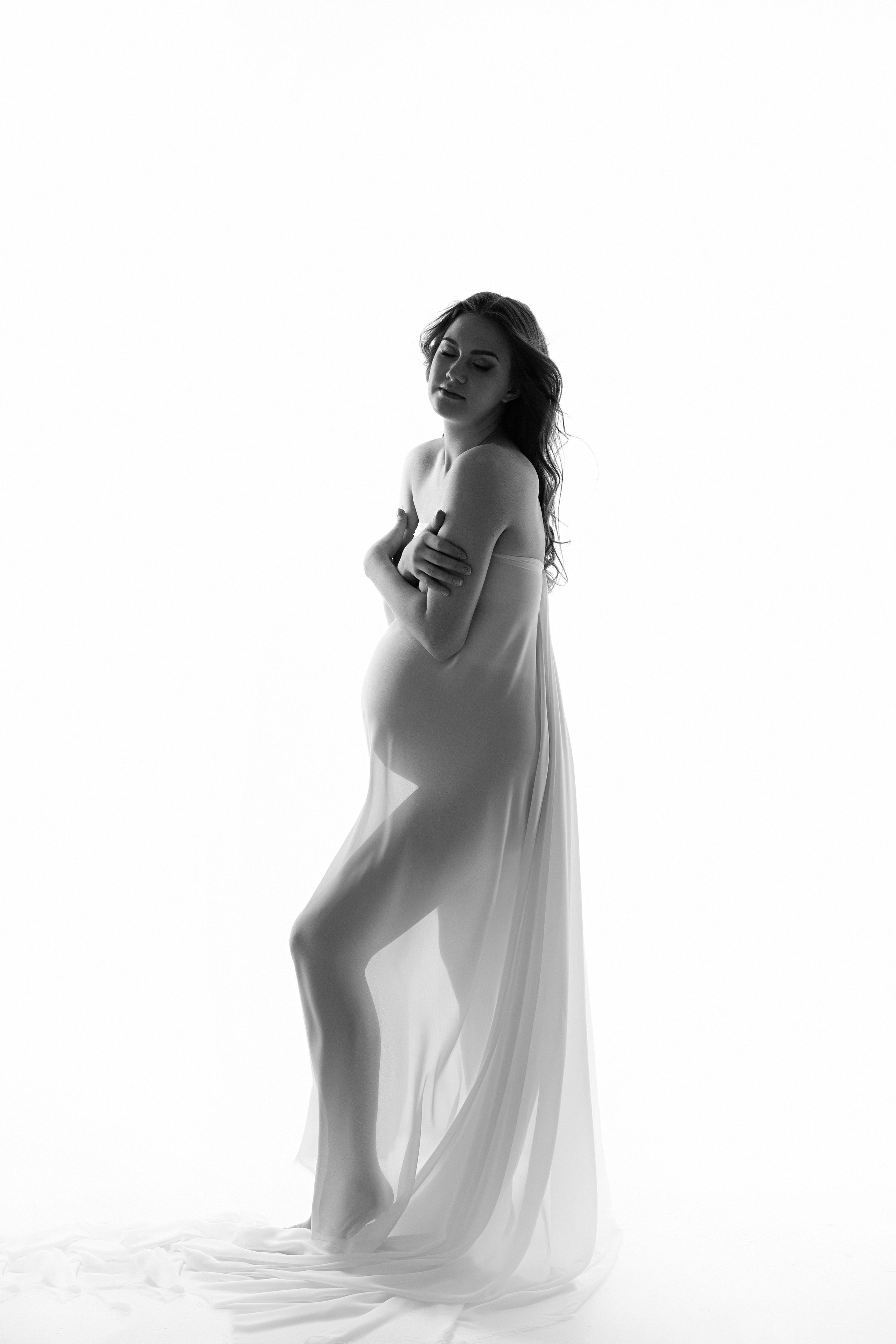 Беременность. Студийная съёмка. Фотограф беременности в Омске Татьяна Медведева