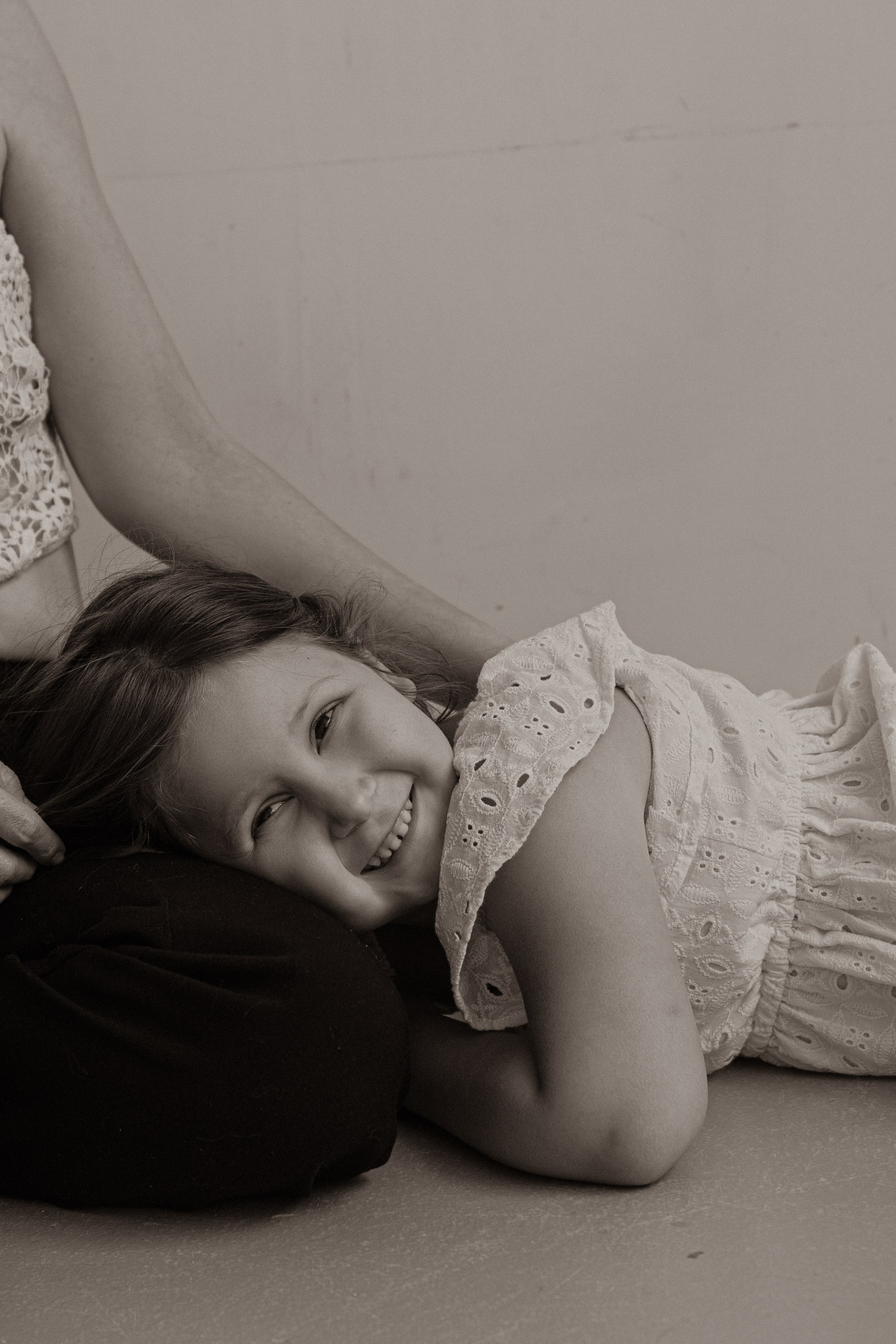 Girls. Главная