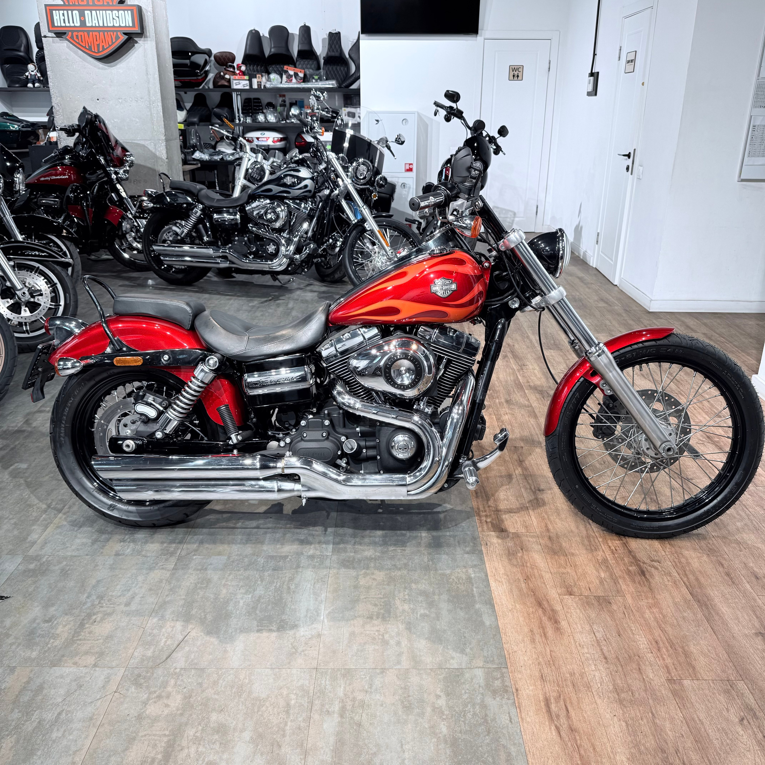 2012 Dyna Wide Glide 96 Red Оrаngе Flames. Hello Davidson, Москва. Только хорошие мотоциклы…