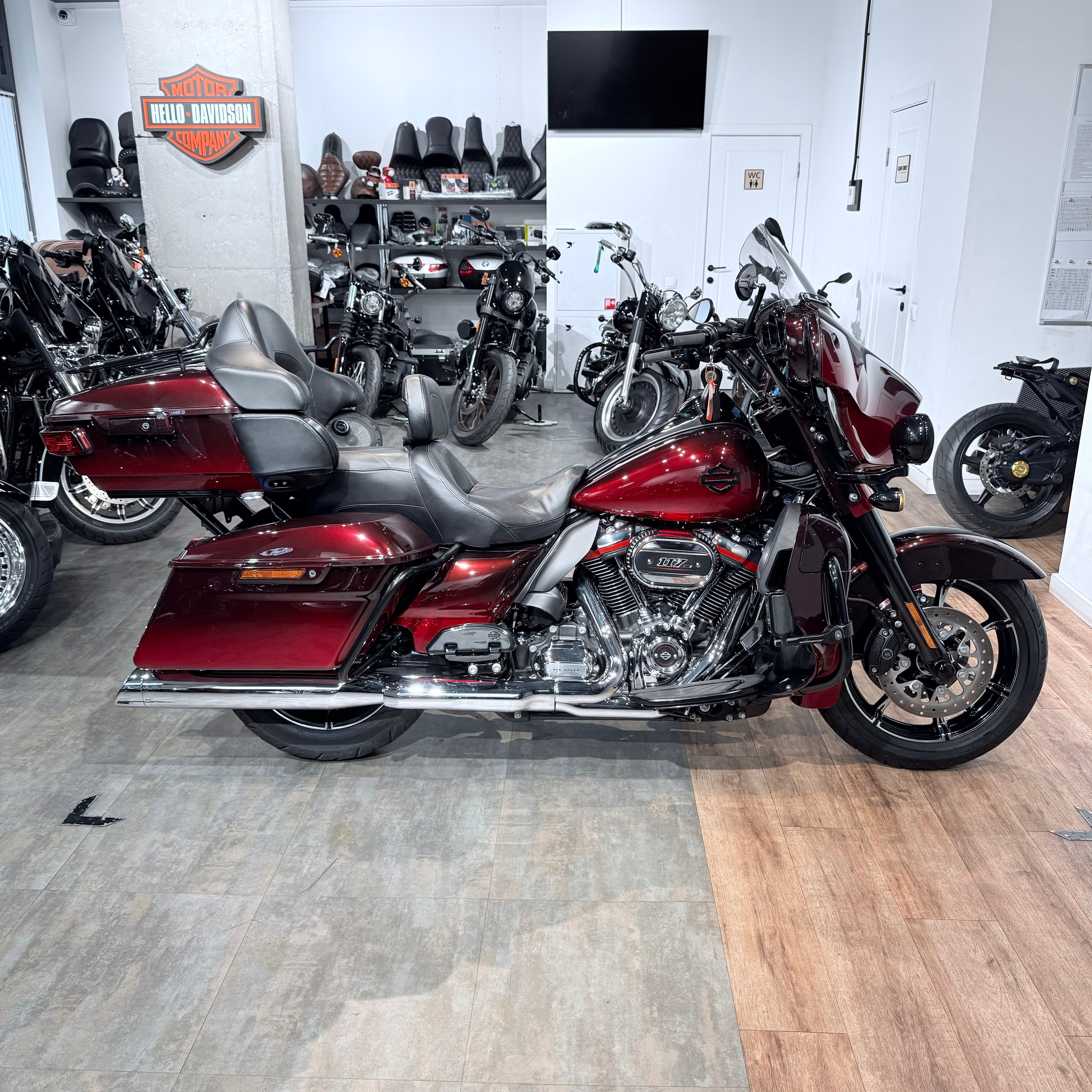 2017 Street Glide Sресiаl 107 Purple Сhоkоlatе. Hello Davidson, Москва. Только хорошие мотоциклы…