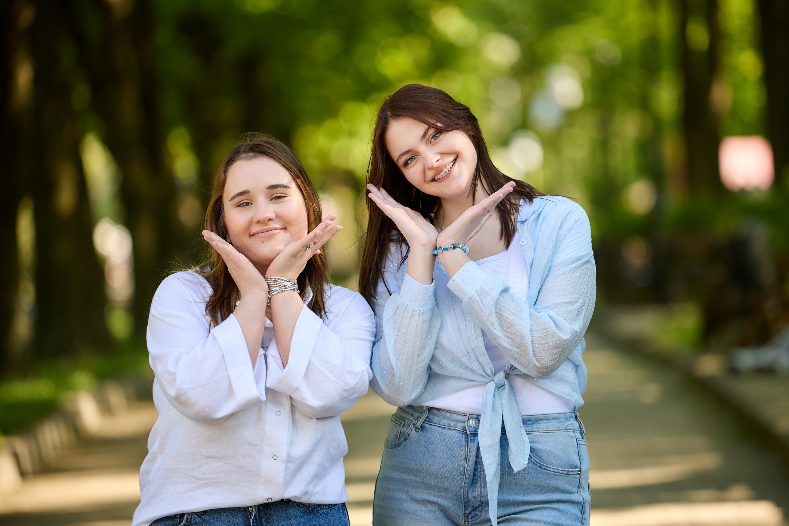 ШКОЛЬНИКИ. ПАРК ЩЕРБАКОВА. Фотограф Татаринов Андрей (Донецк / Макеевка)