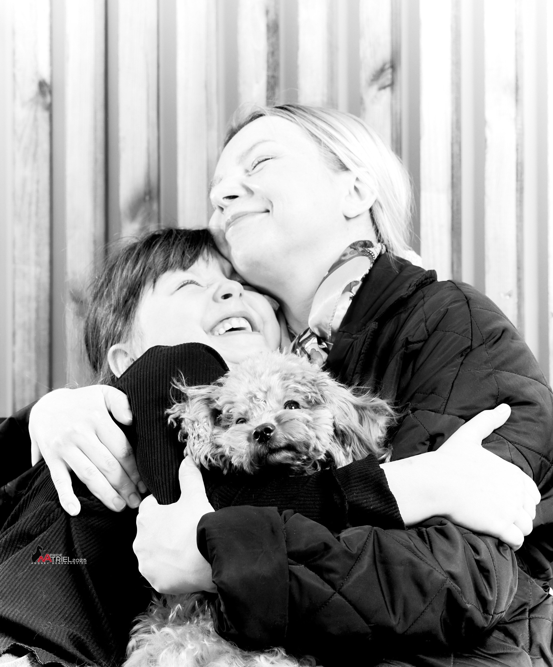 Репортаж GROOM с мобильным светом