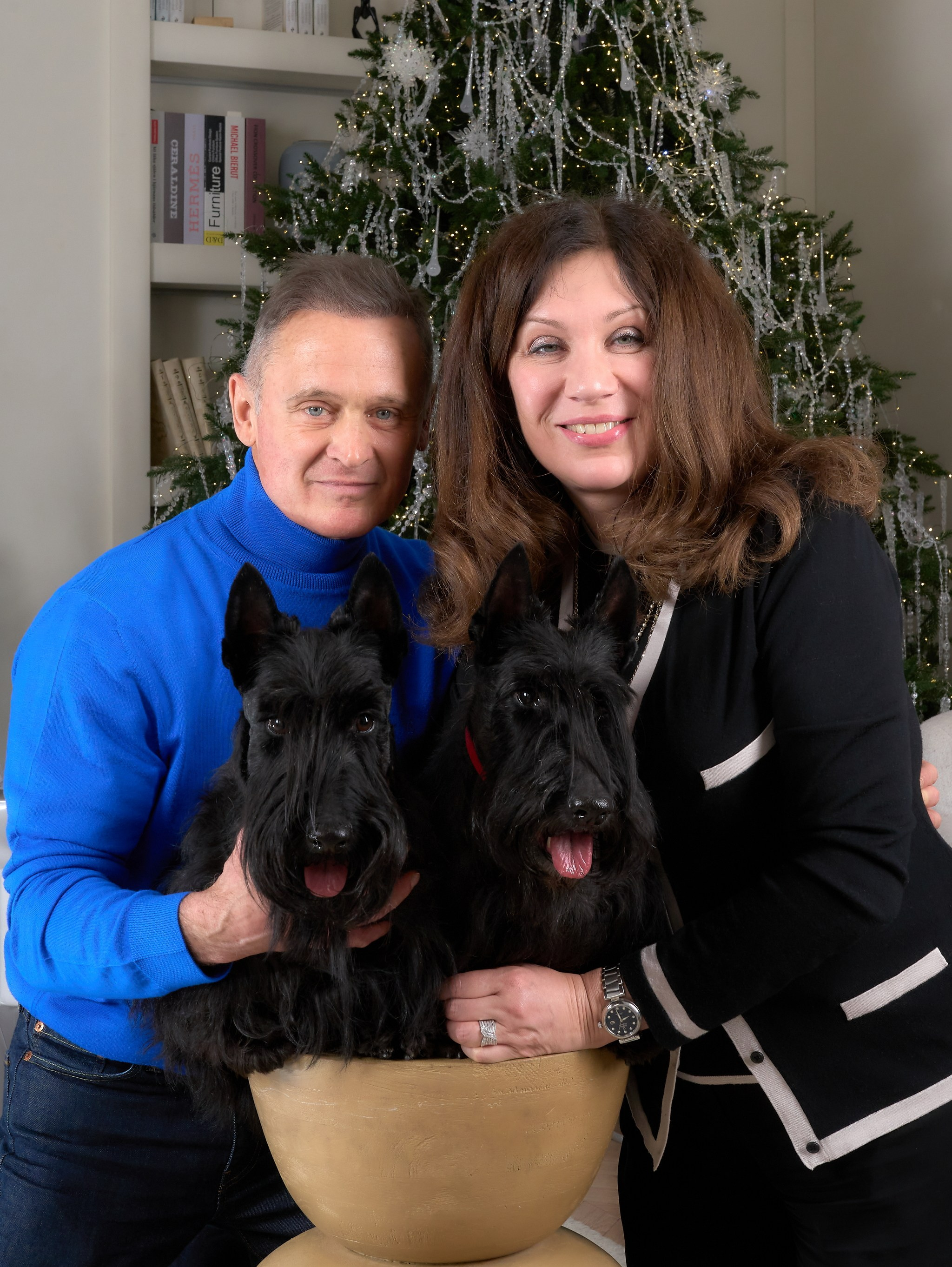 Семейная съемка с собаками в студии