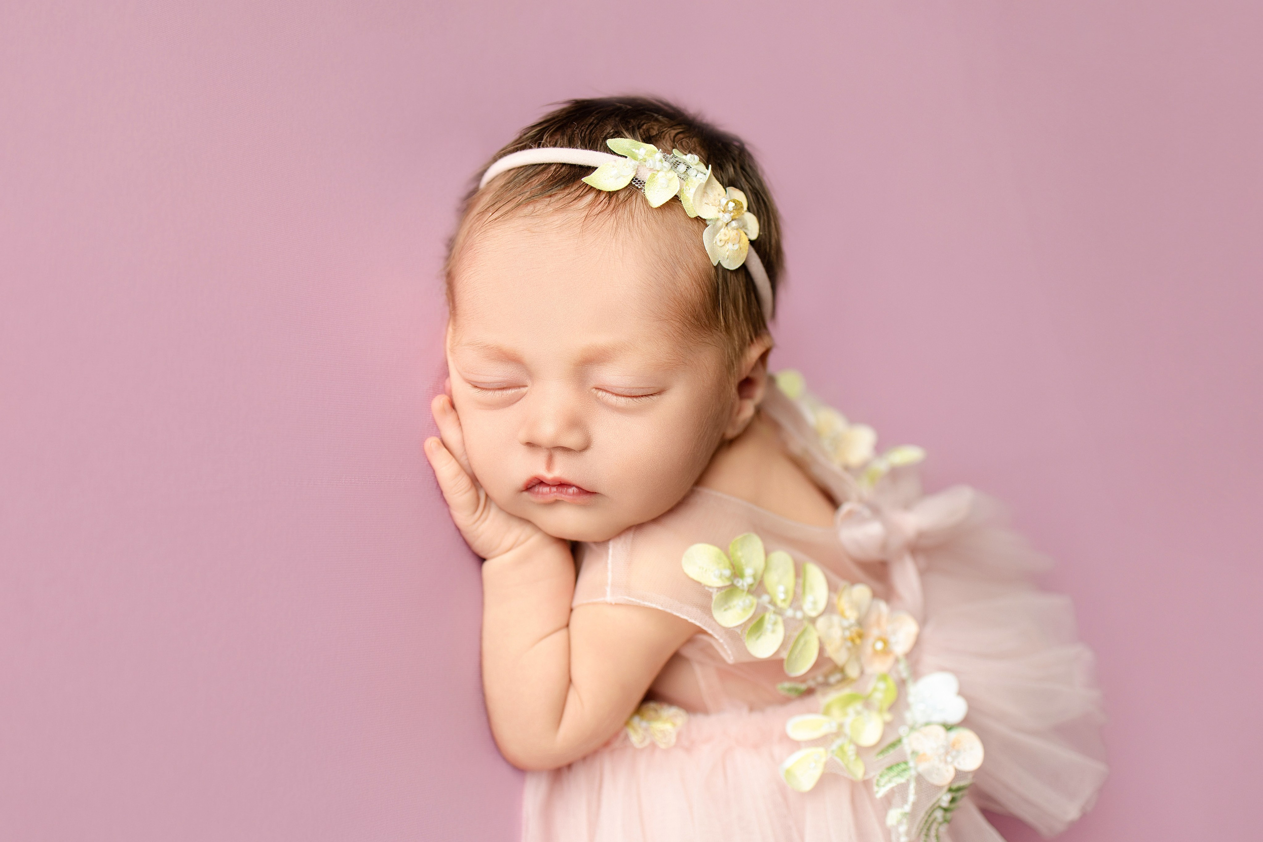 Эмилия. Фотограф новорождённых Newborn Москва