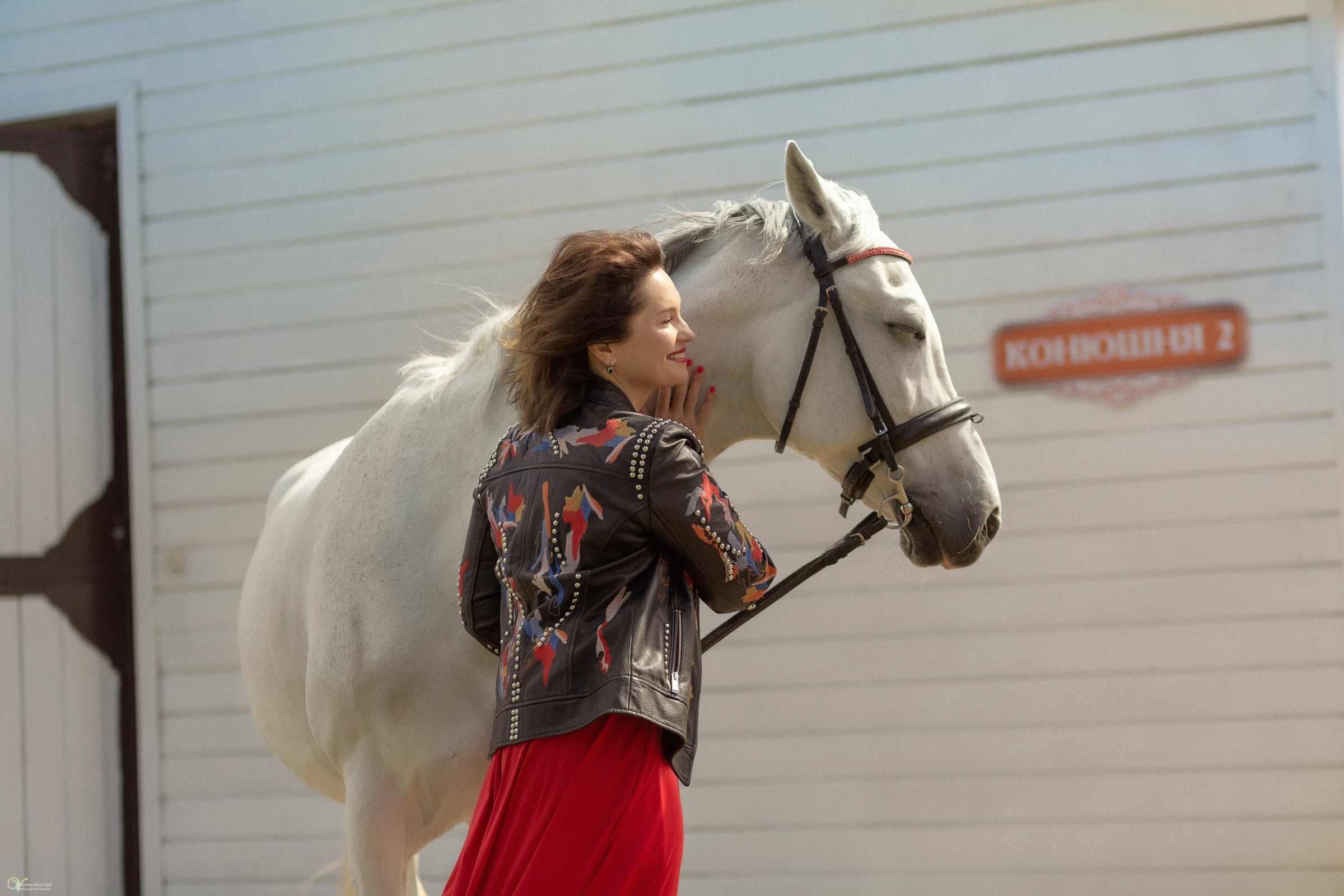Галина и ее лошадь Сказка. Фотограф женский и мужской портрет Санкт-Петербург