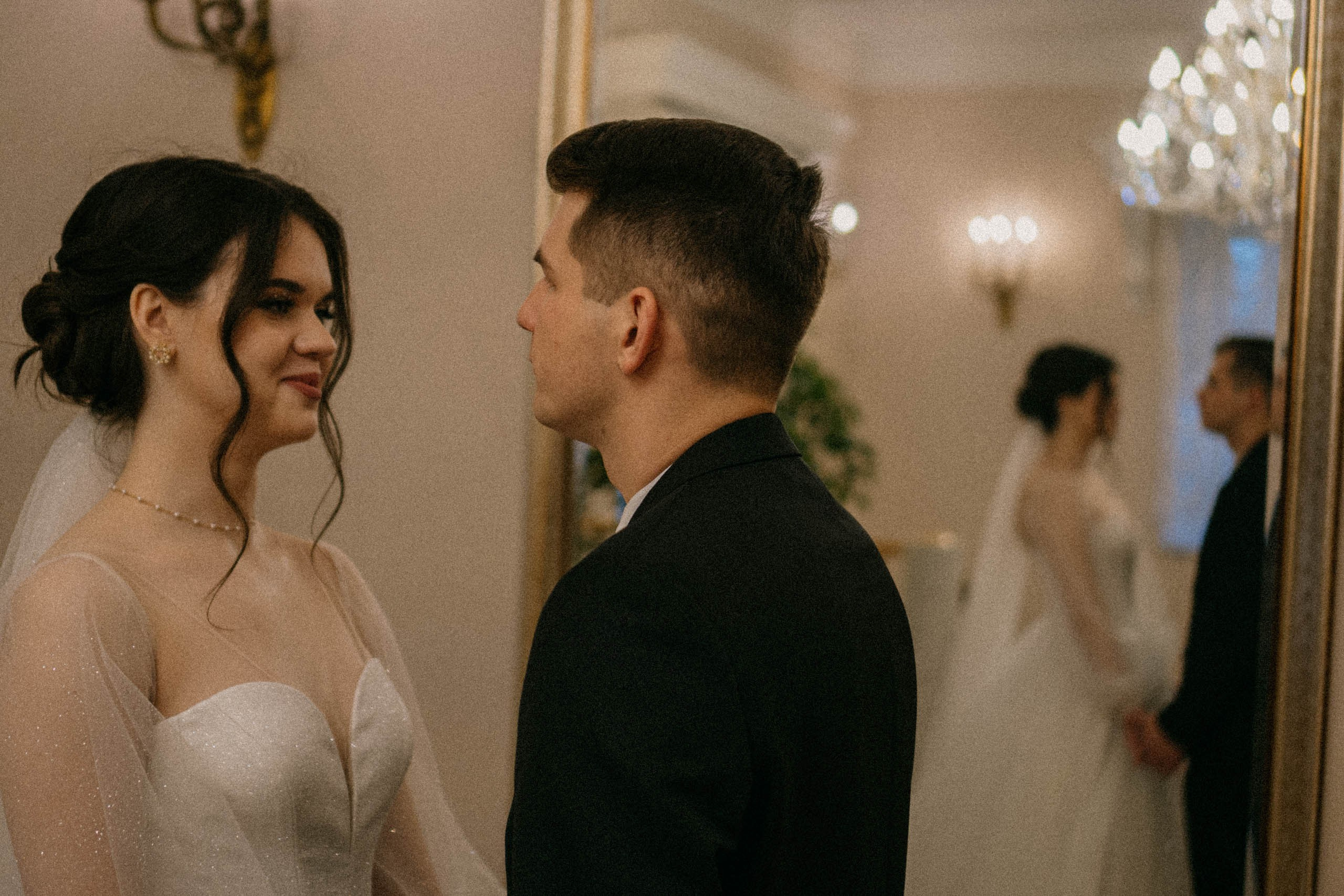 СВАДЕБНАЯ СЬЕМКА ПАРЫ В ГОРОДЕ ПУШКИН В ПАРКЕ ЕКАТЕРИНЕНСКОМ В НОЯБРЕ. Профессиональный фотограф, Санкт-Петербург — Виктория Богомолова