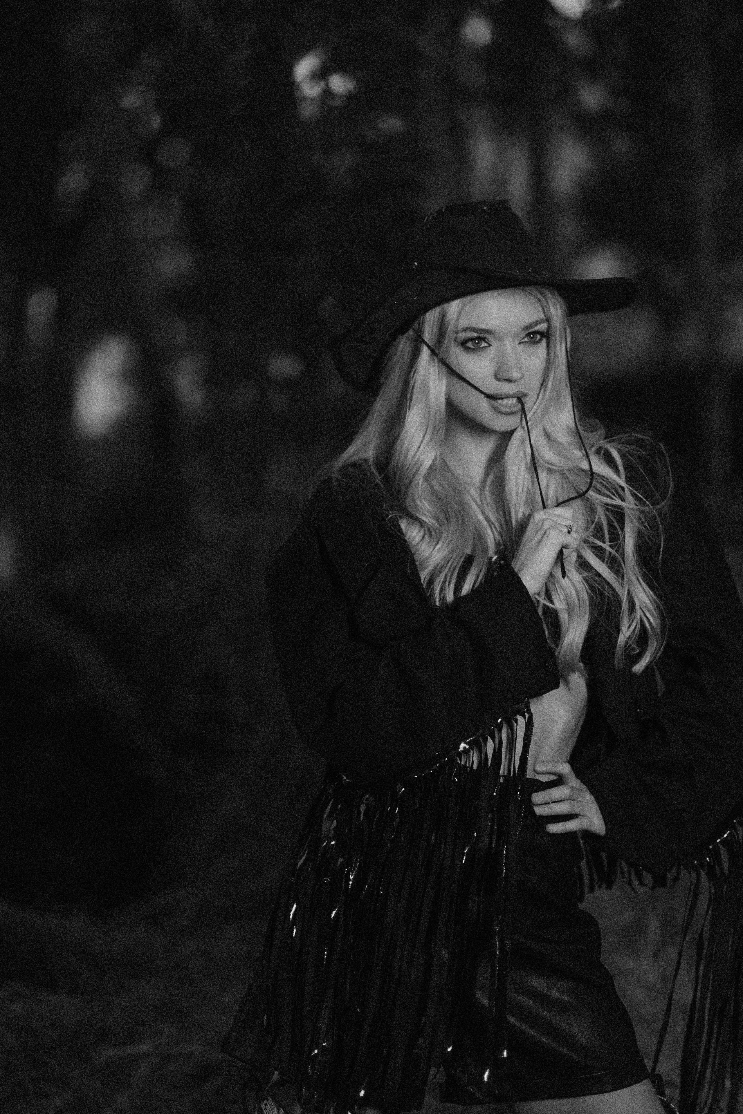 Надя «Вестерн». Павел Померанцев