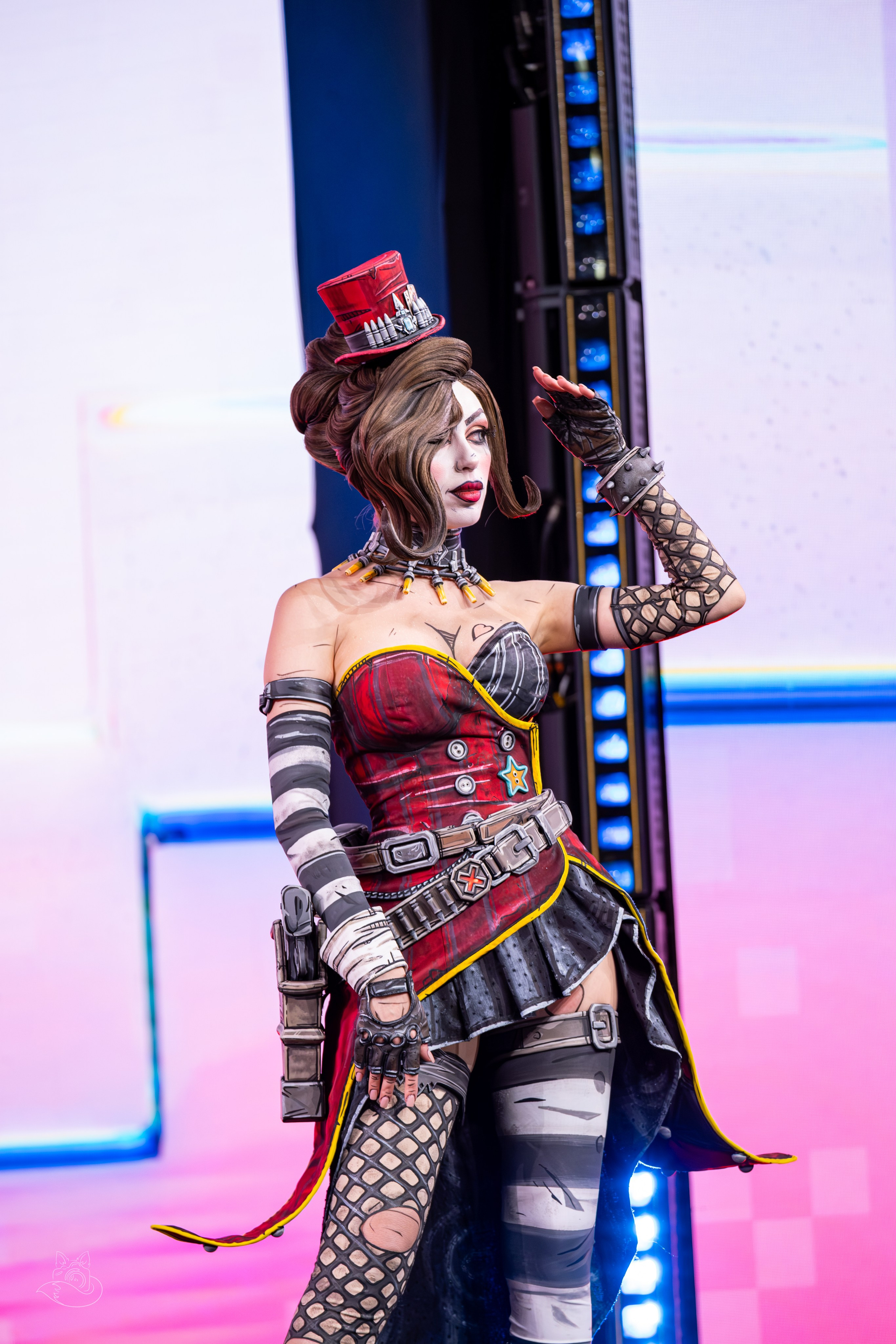 Сцена РЭД ЭКСПО 2024. Косплей фотограф