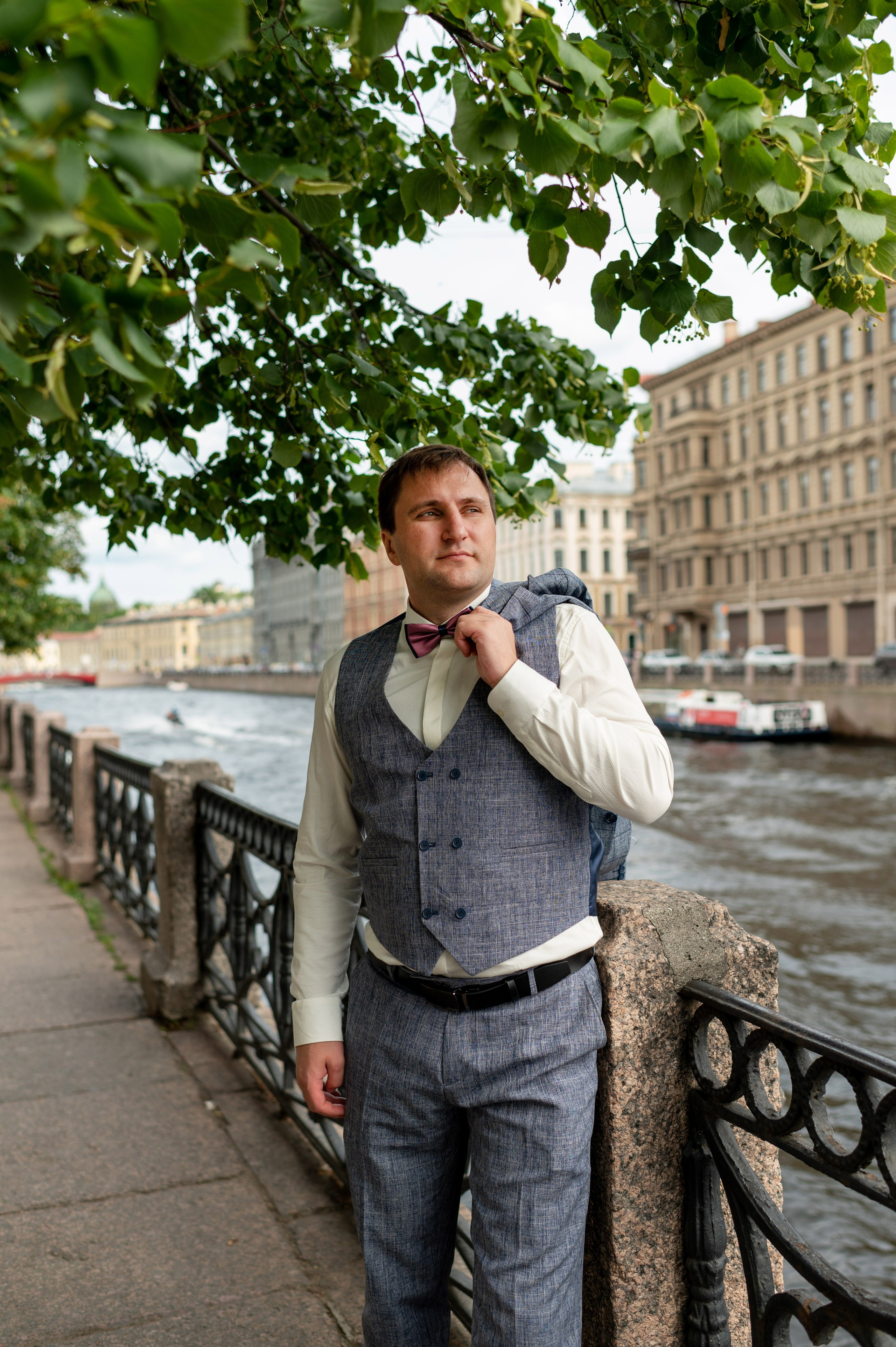 Анастасия и Игорь (фотосессия во Втором Дворце Бракосочетания, Польский сад, здание городской Ратуши). Портретный, семейный и свадебный фотограф в Санкт-Петербурге и в Пушкине Ширяев Денис