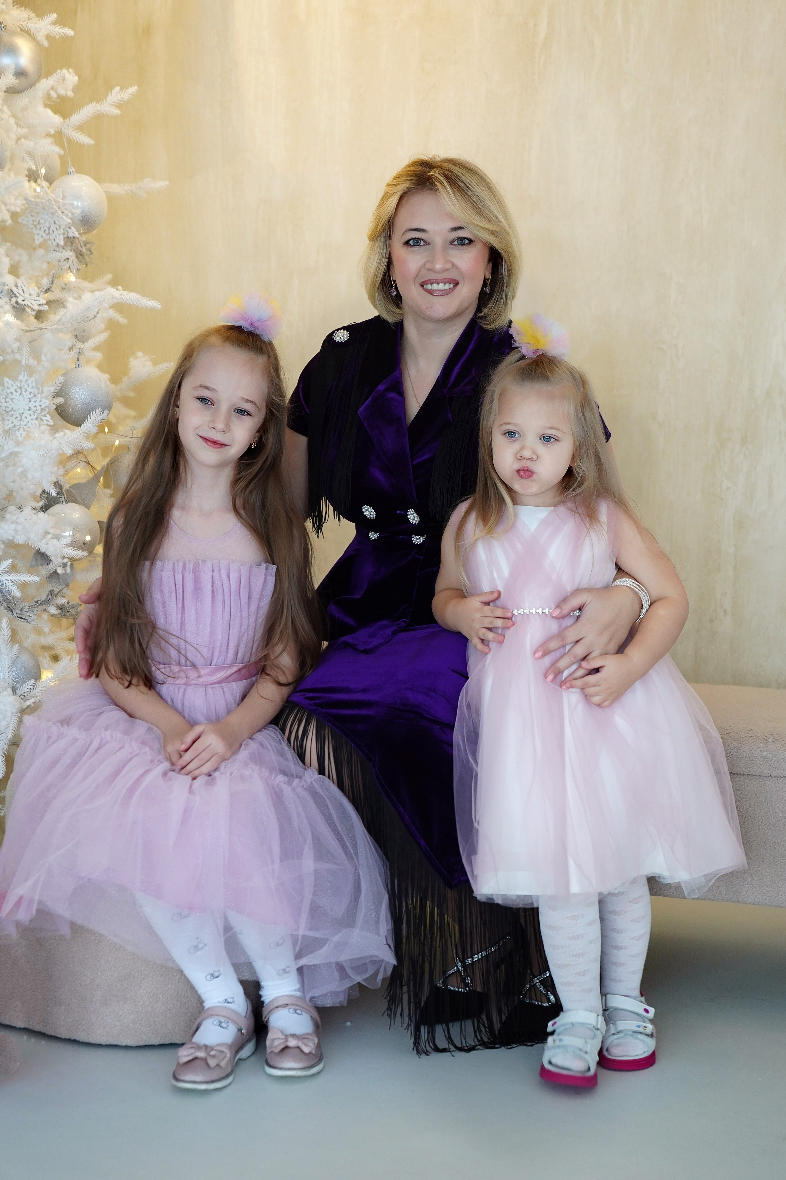 Семейная фотосессия в студии ZOOM (Сосенки). Семейный и детский фотограф в Москве Екатерина Офицерова