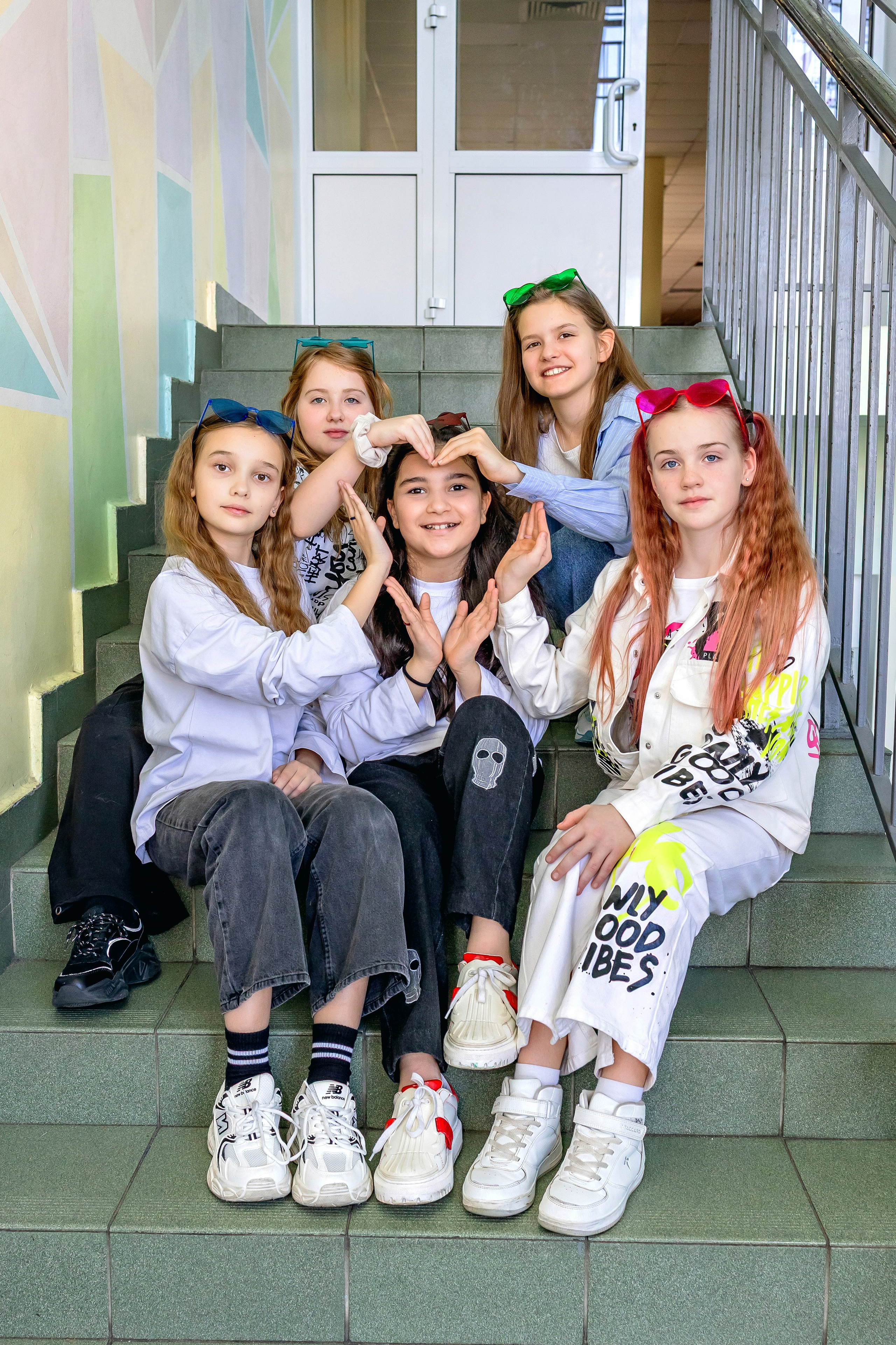 ГАЛЕРЕЯ фотографий для Начальной школы 1-4. Фотограф и видеограф Москва. Свадебный фотограф, видеограф. Выпускные альбомы. Оживающие альбомы