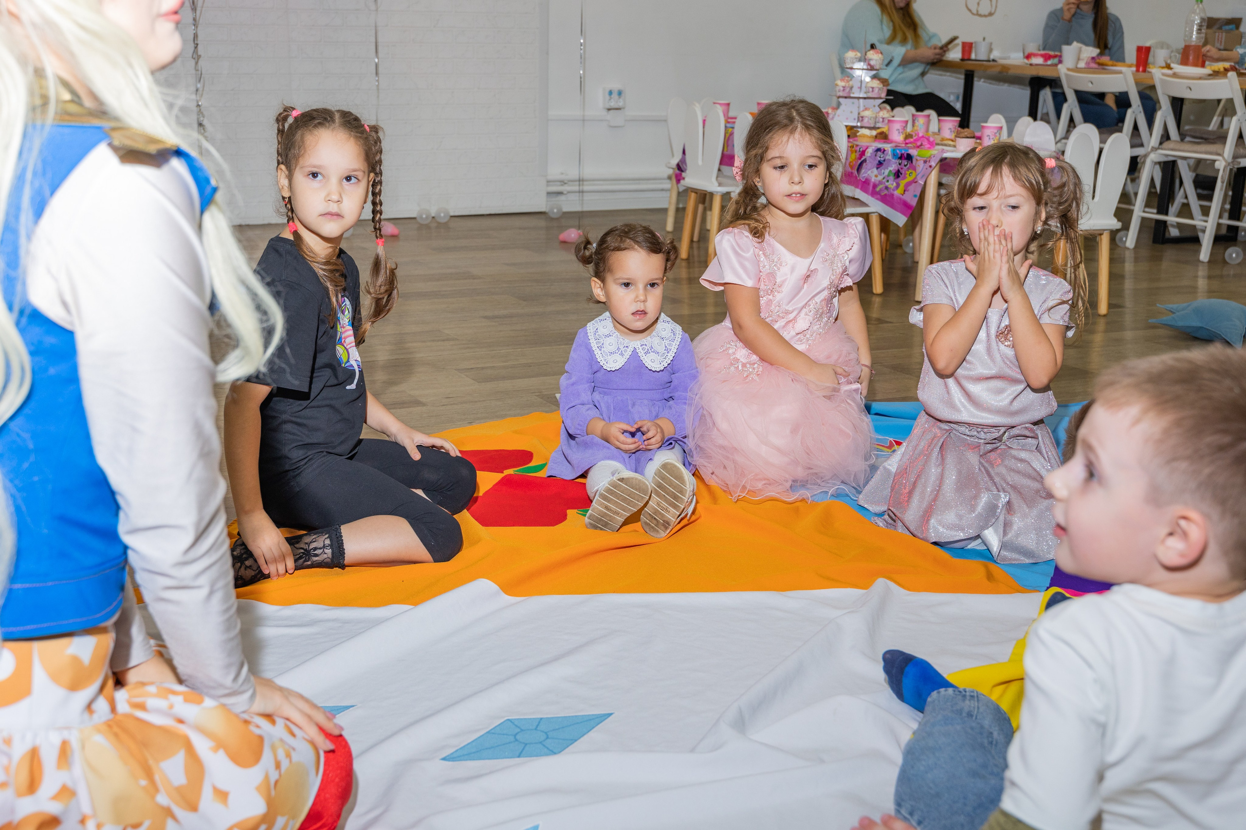 День Рождение Есении в Rabbit Holl. Выпускные альбомы во Владивостоке