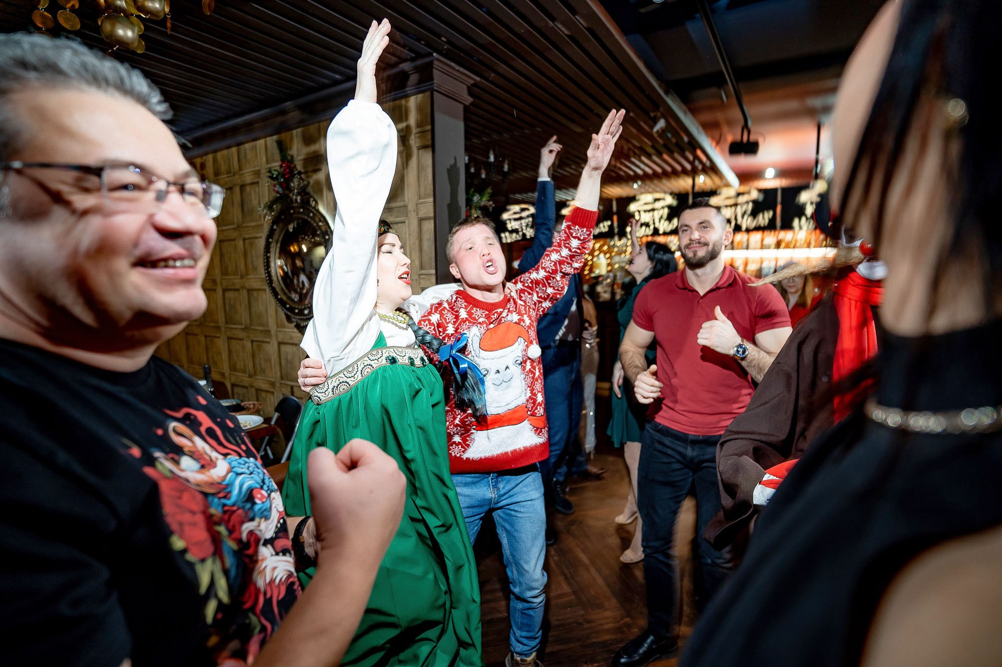 Новый год 2024 в Peoples. Сергей Кошкин. Репортажная и ивент-фотография в Сургуте