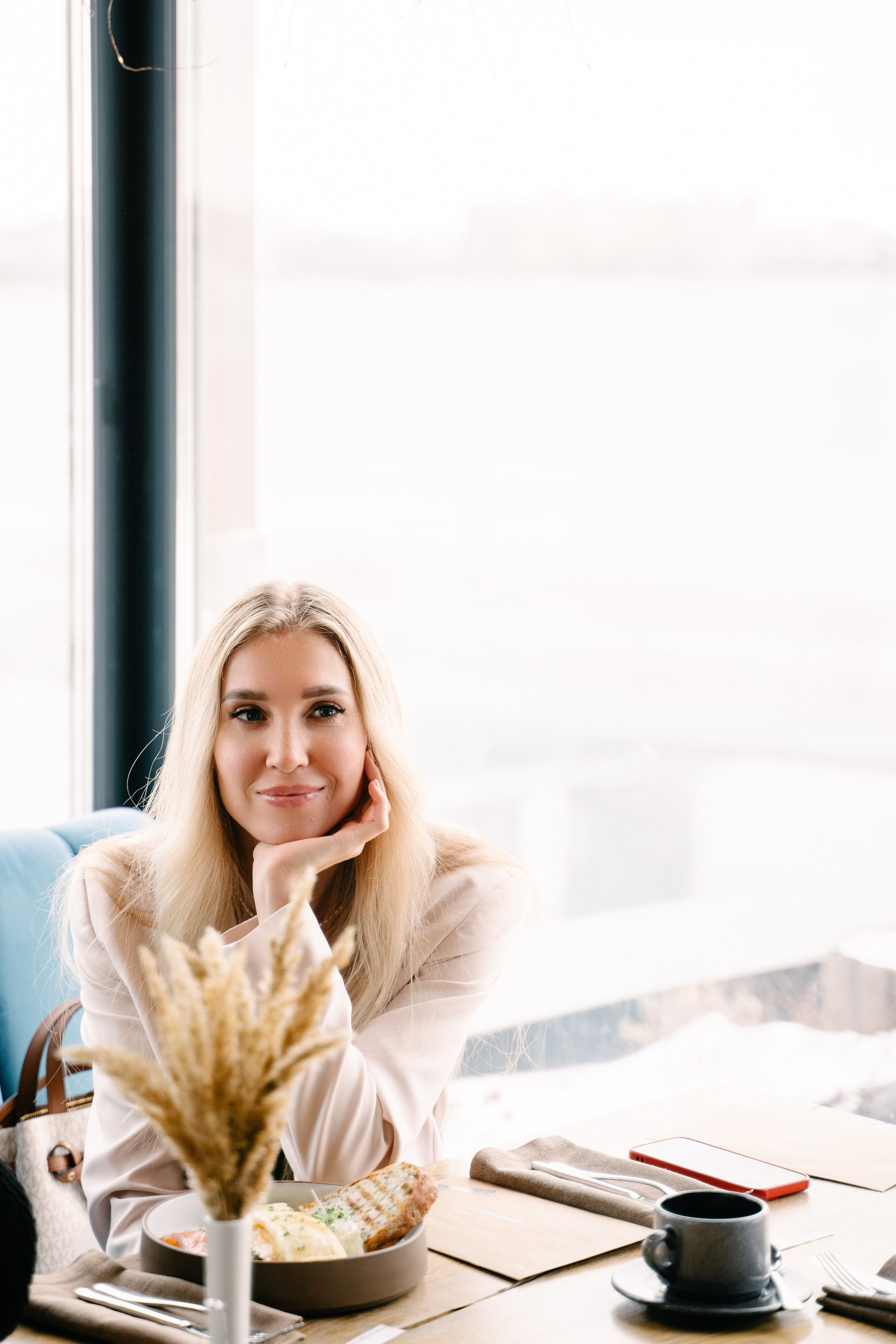 Бизнес-завтрак Кристины Дорошенко. Свадебный фотограф Юлия Копылова