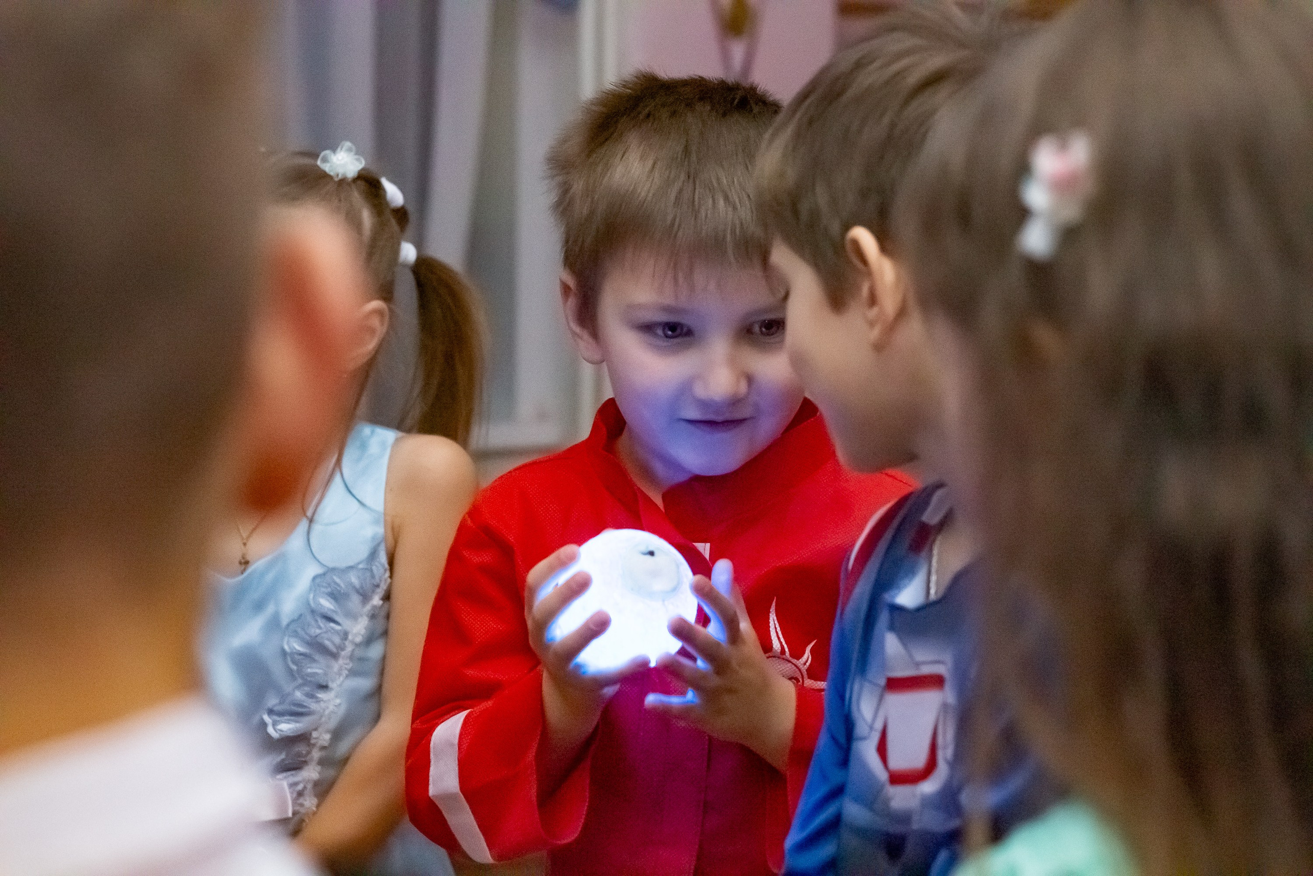 Новогодний утренник. Фотограф Великий Новгород Татьяна Чиглинцева