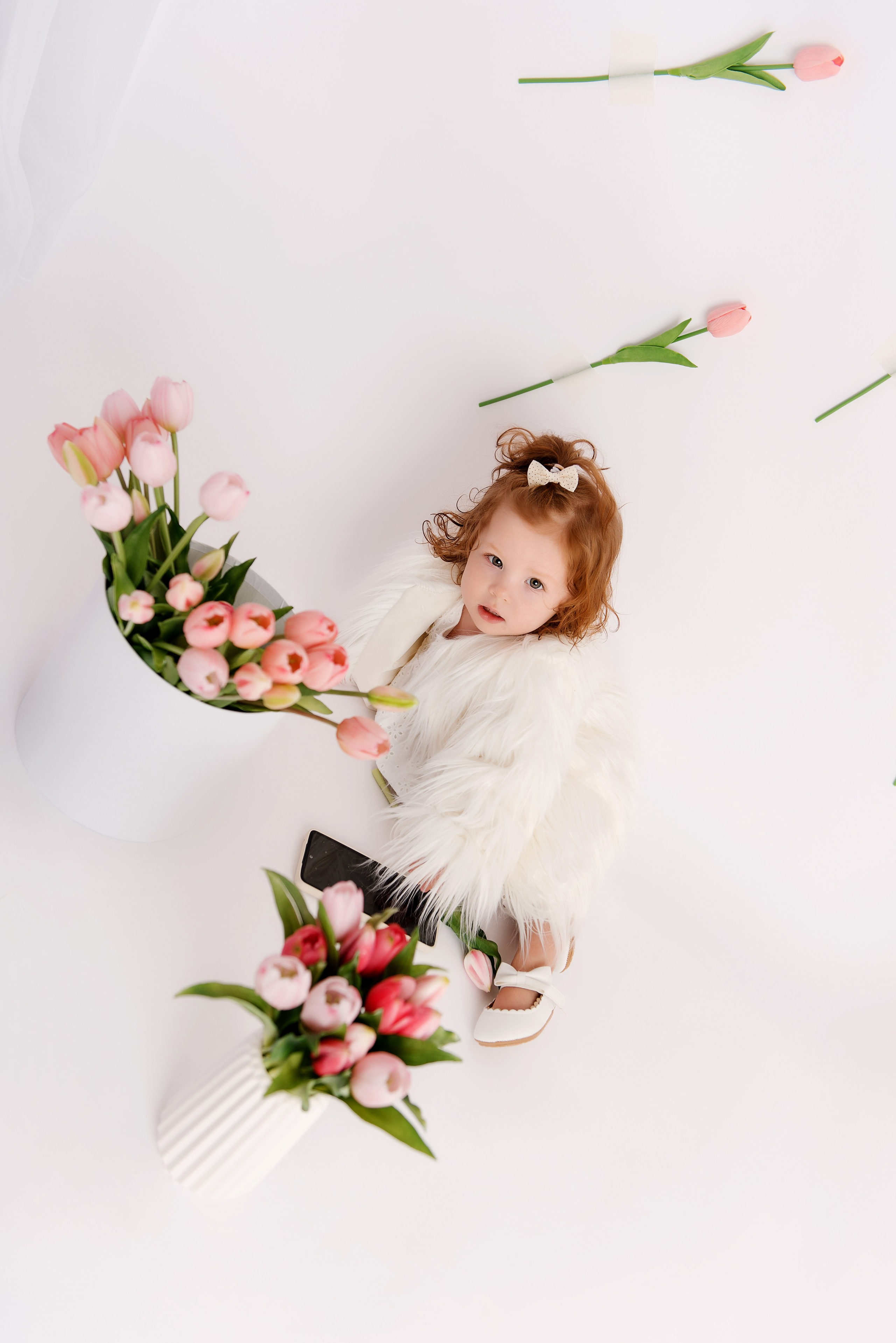 Съёмка с цветами Весенний проект. Детский фотограф в Долгопрудном и Москве