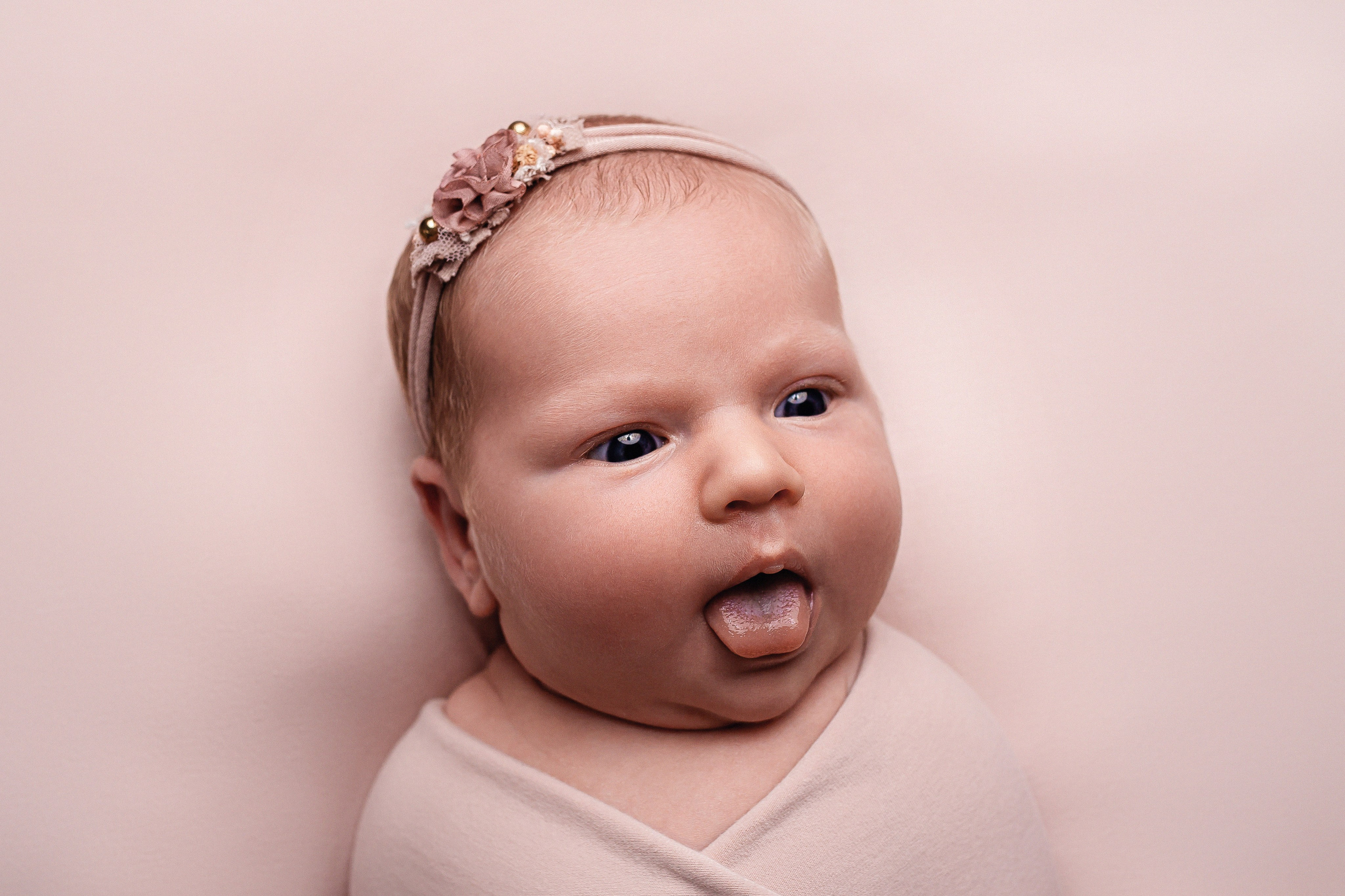 Newborn. Фотограф новорожденных в Тюмени