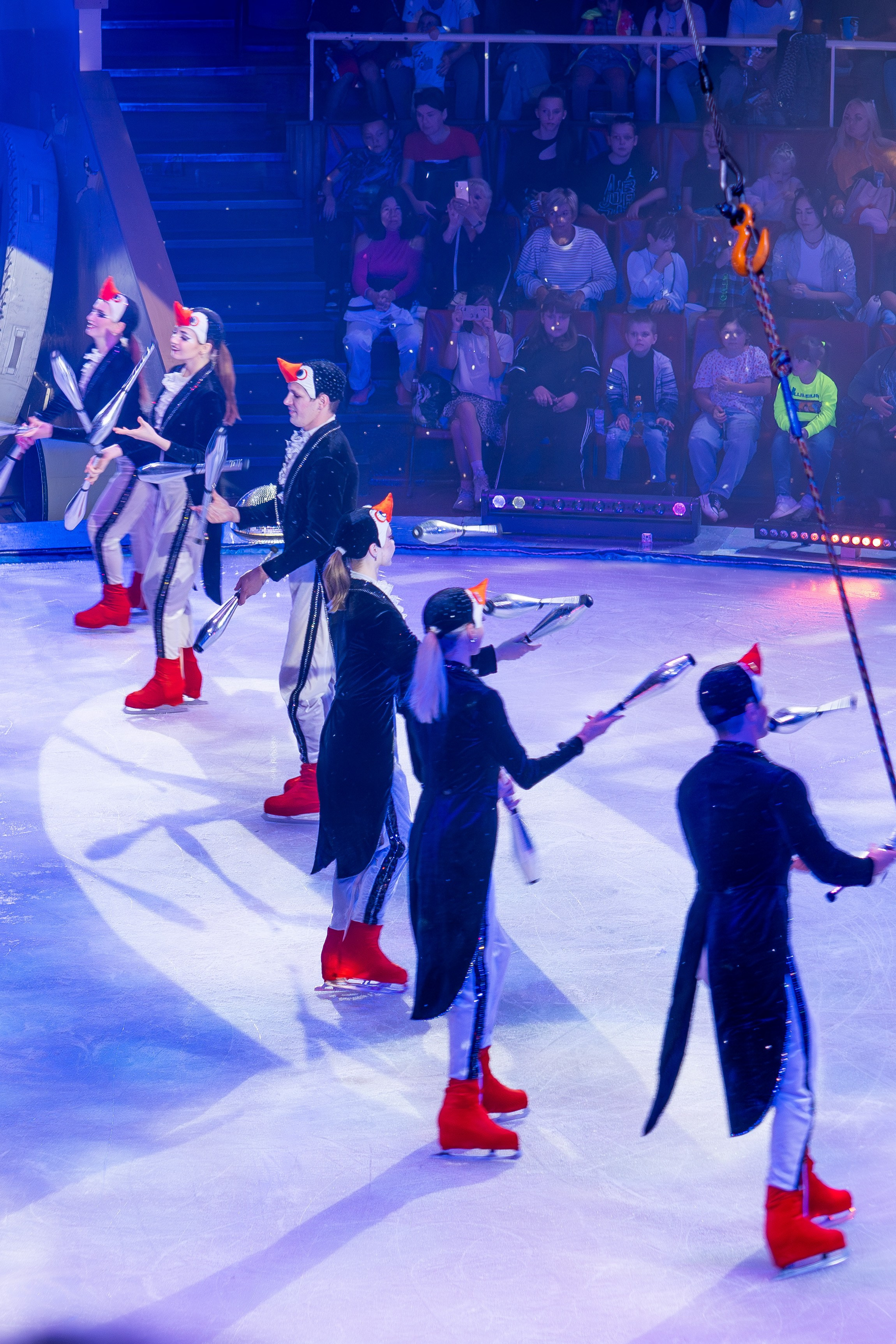 Цирк на льду «Айсберг» в Луганске. Фотограф в РФ и ЛНР Юлия Федосеева