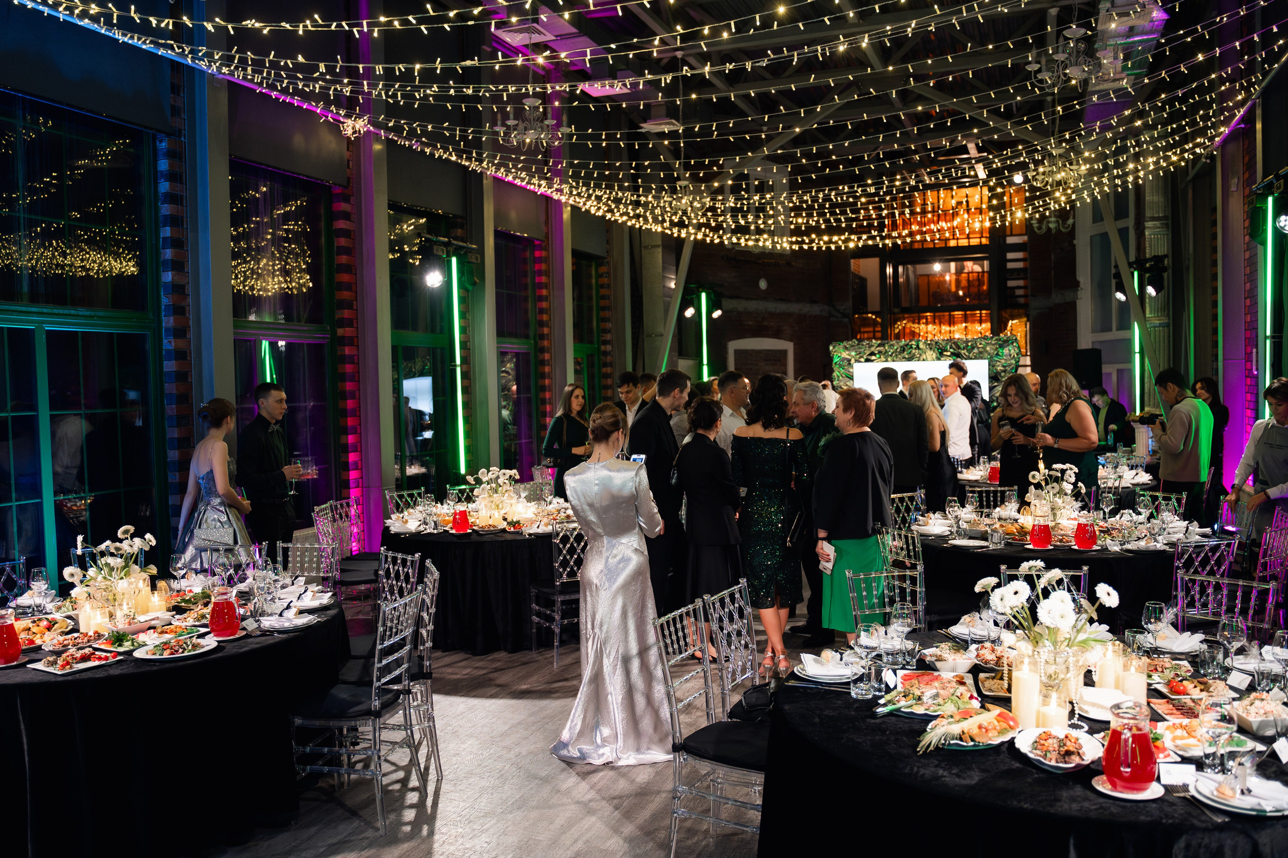 Свадебный банкет. Свадебный фотограф Москва и МО