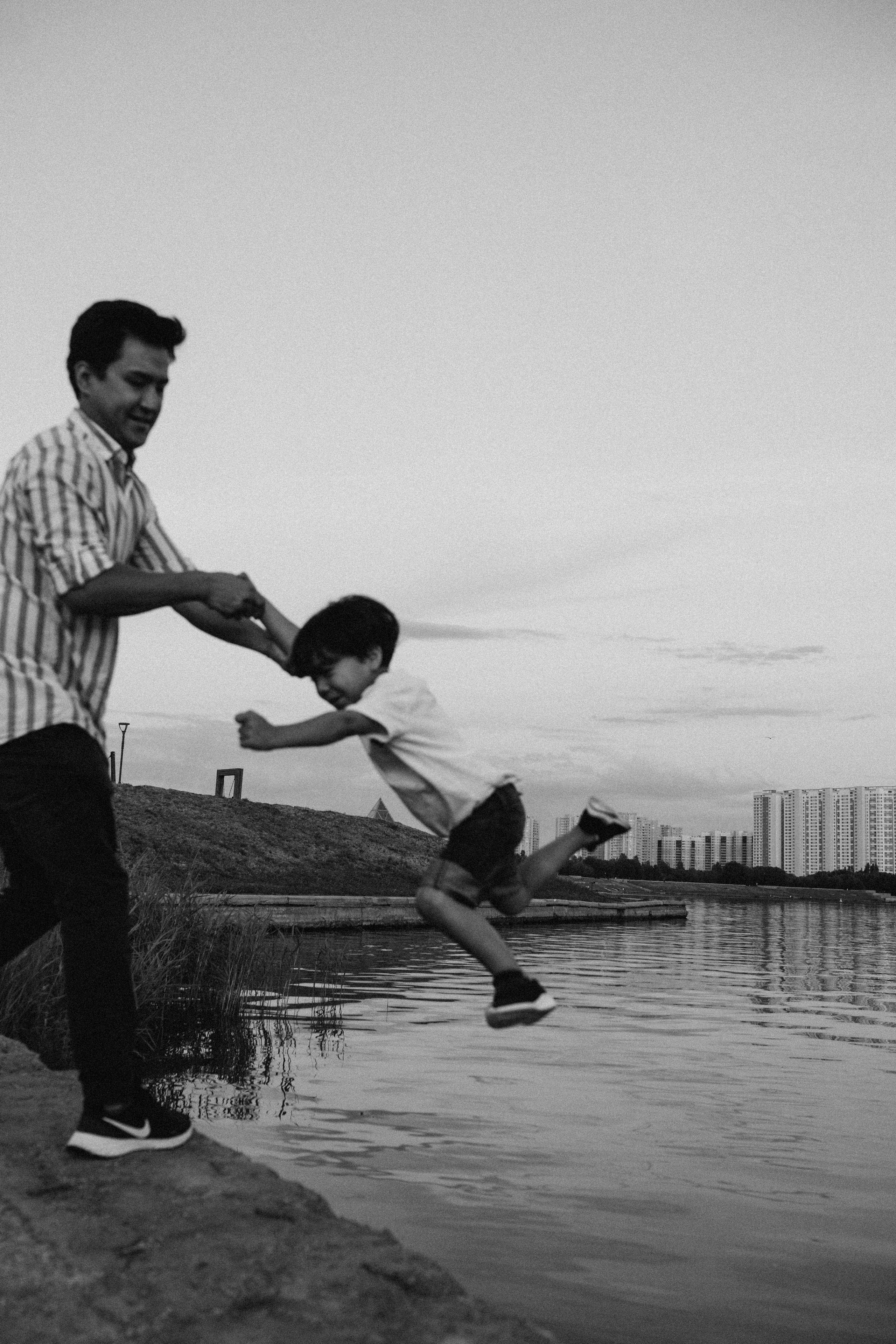 Алинур, Аниса, Жан, Луа. Надежда Виховская — семейный фотограф в Астане