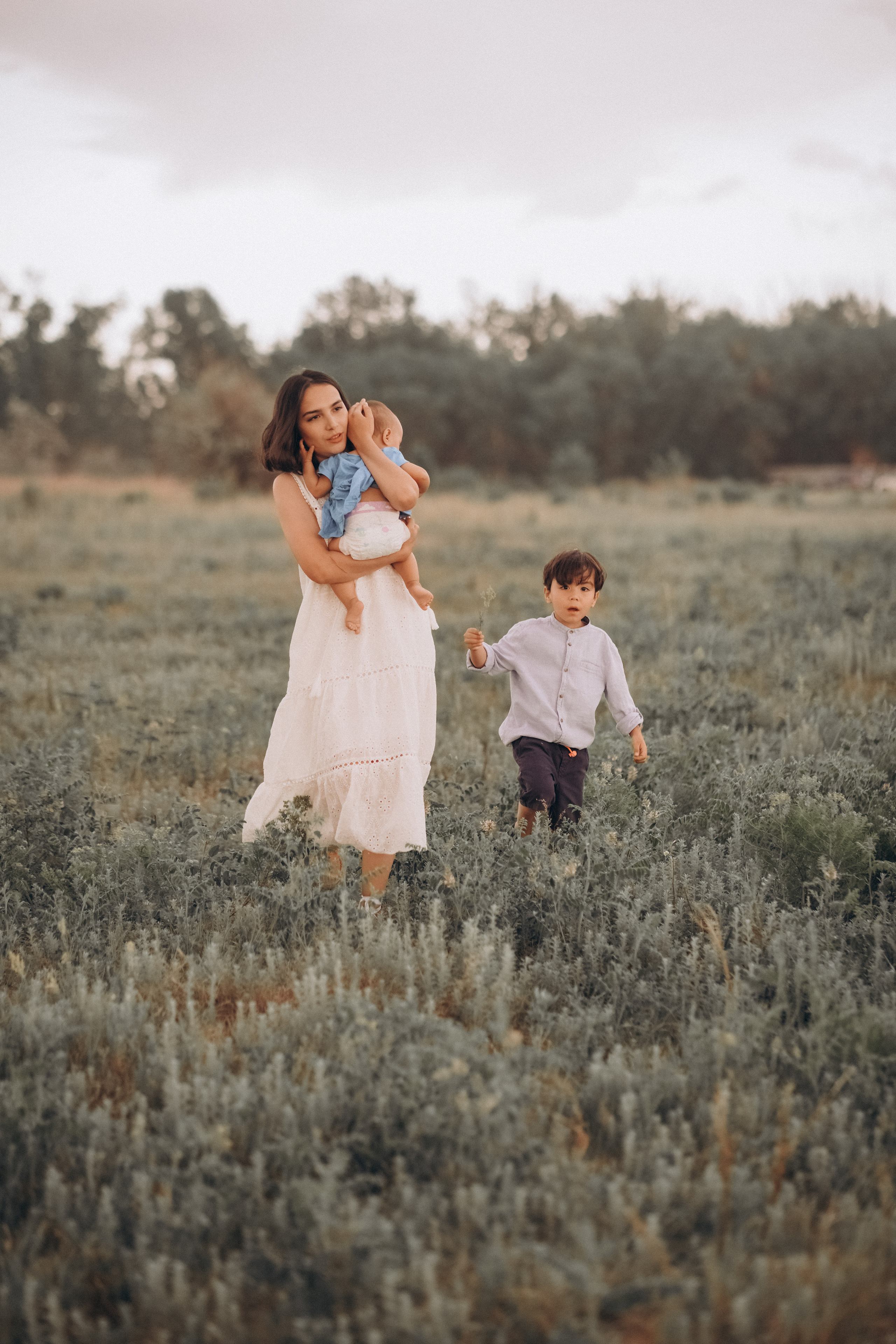 Алинур, Аниса, Жан, Луа. Надежда Виховская — семейный фотограф в Астане