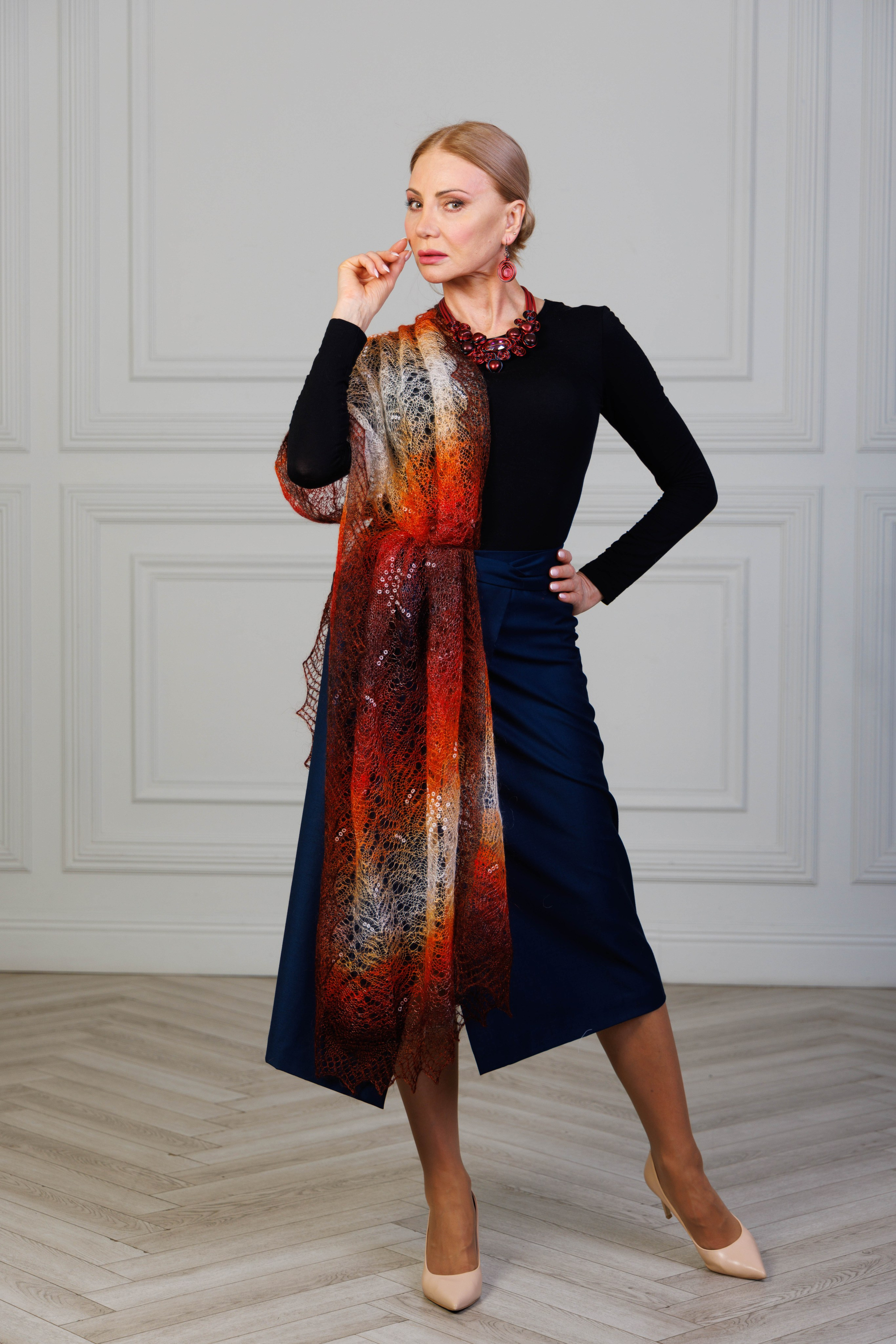 Фотосессия для аукциона, 2025. Коллекционер и искусствовед Олеся Ястребова