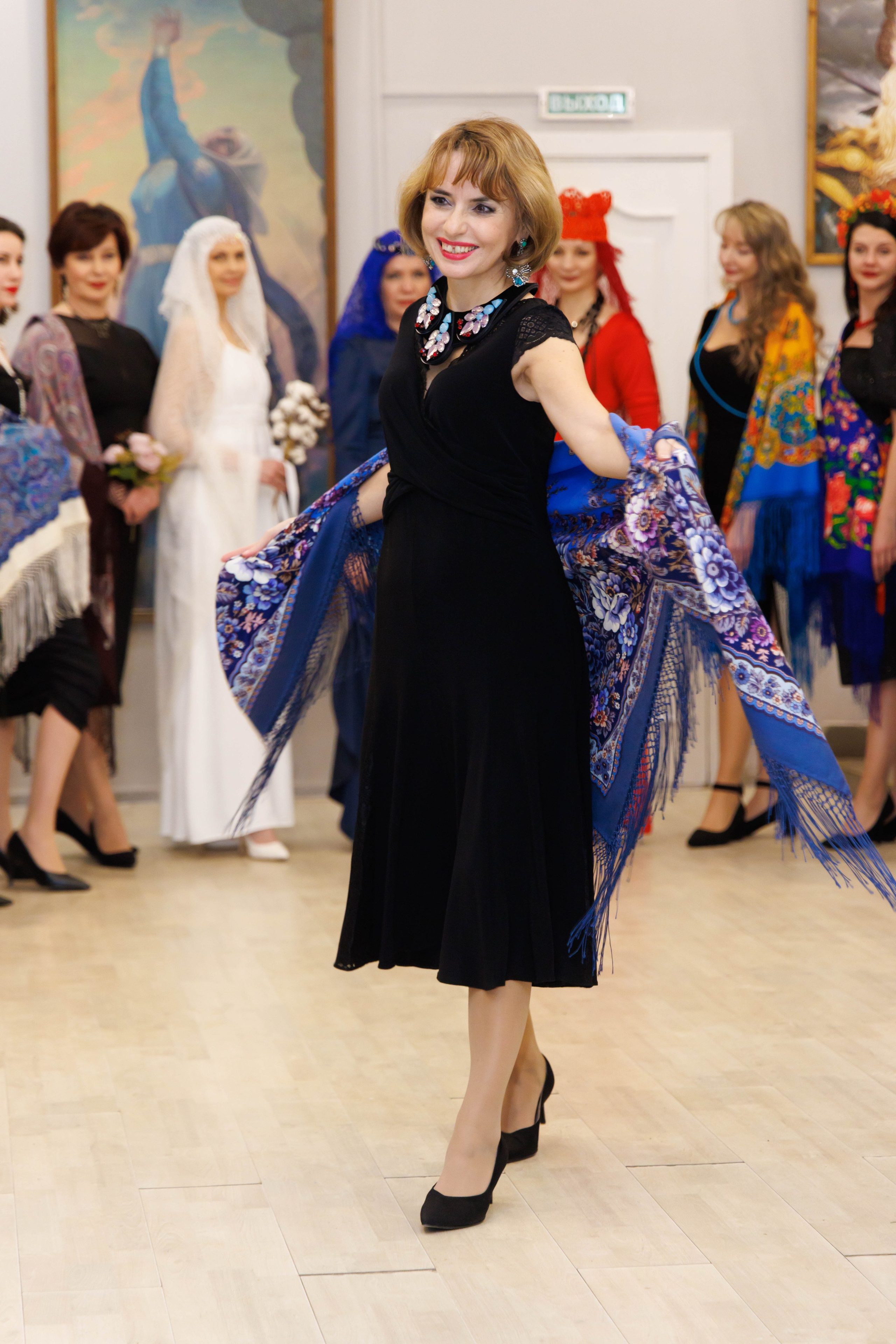 Показ в Музее славянской культуры, 2025. Коллекционер и искусствовед Олеся Ястребова