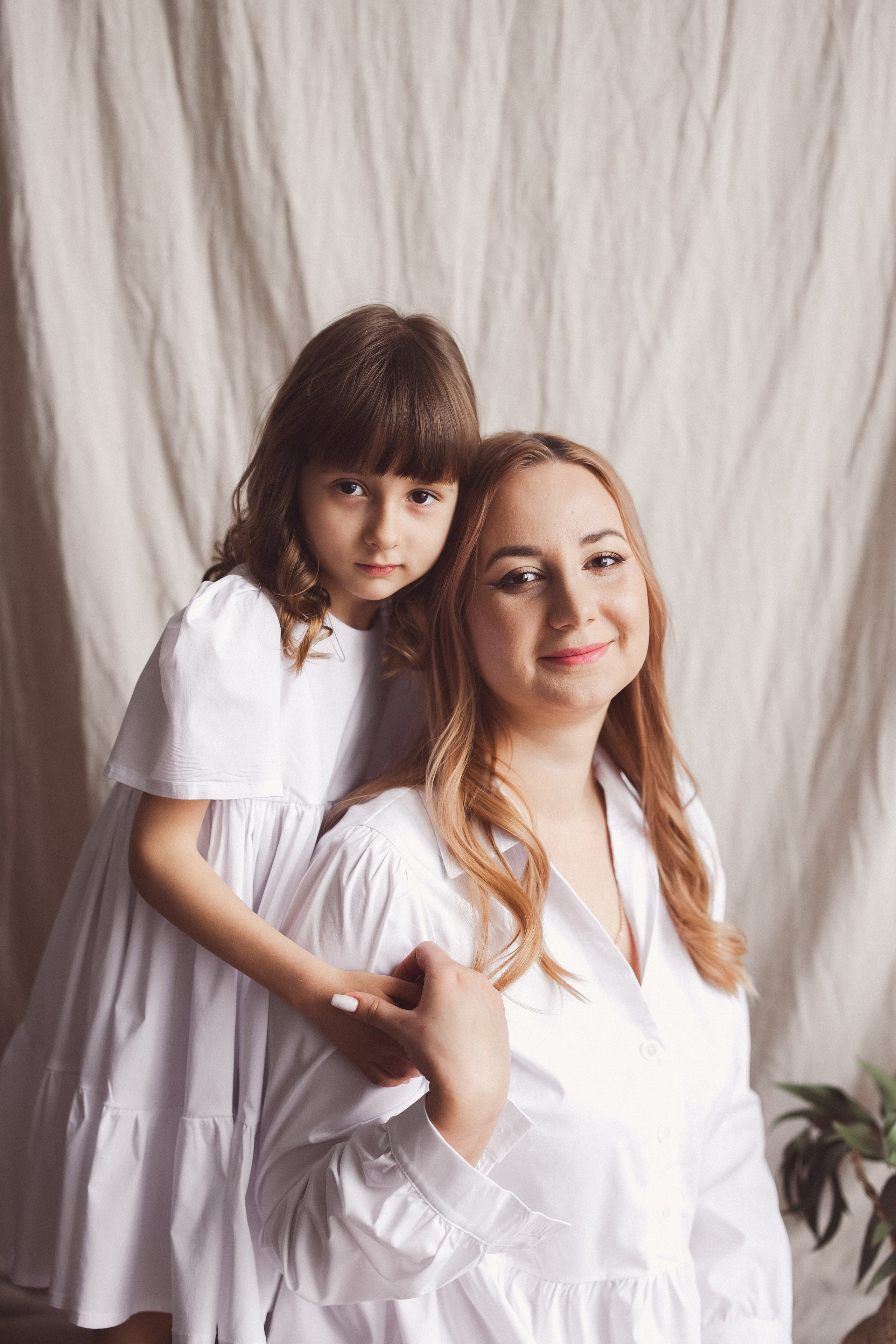 Семейная фотосессия в фотостудии «Mestone». Семейный и детский фотограф в Краснодаре Анна Трашкова