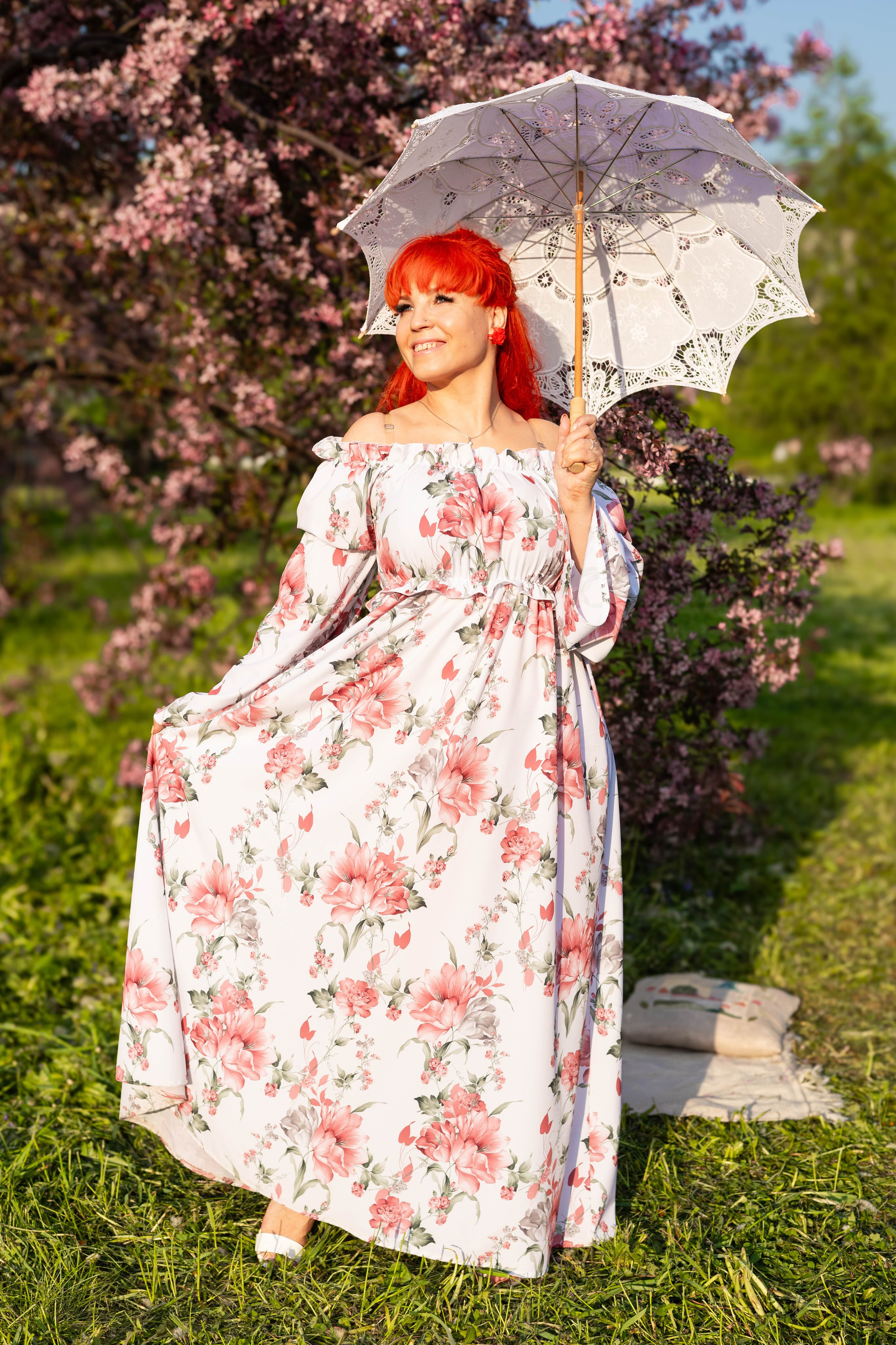 Алена. Цветение яблони. Портретный фотограф Панферова Регина г. Санкт-Петербург, г. Казань